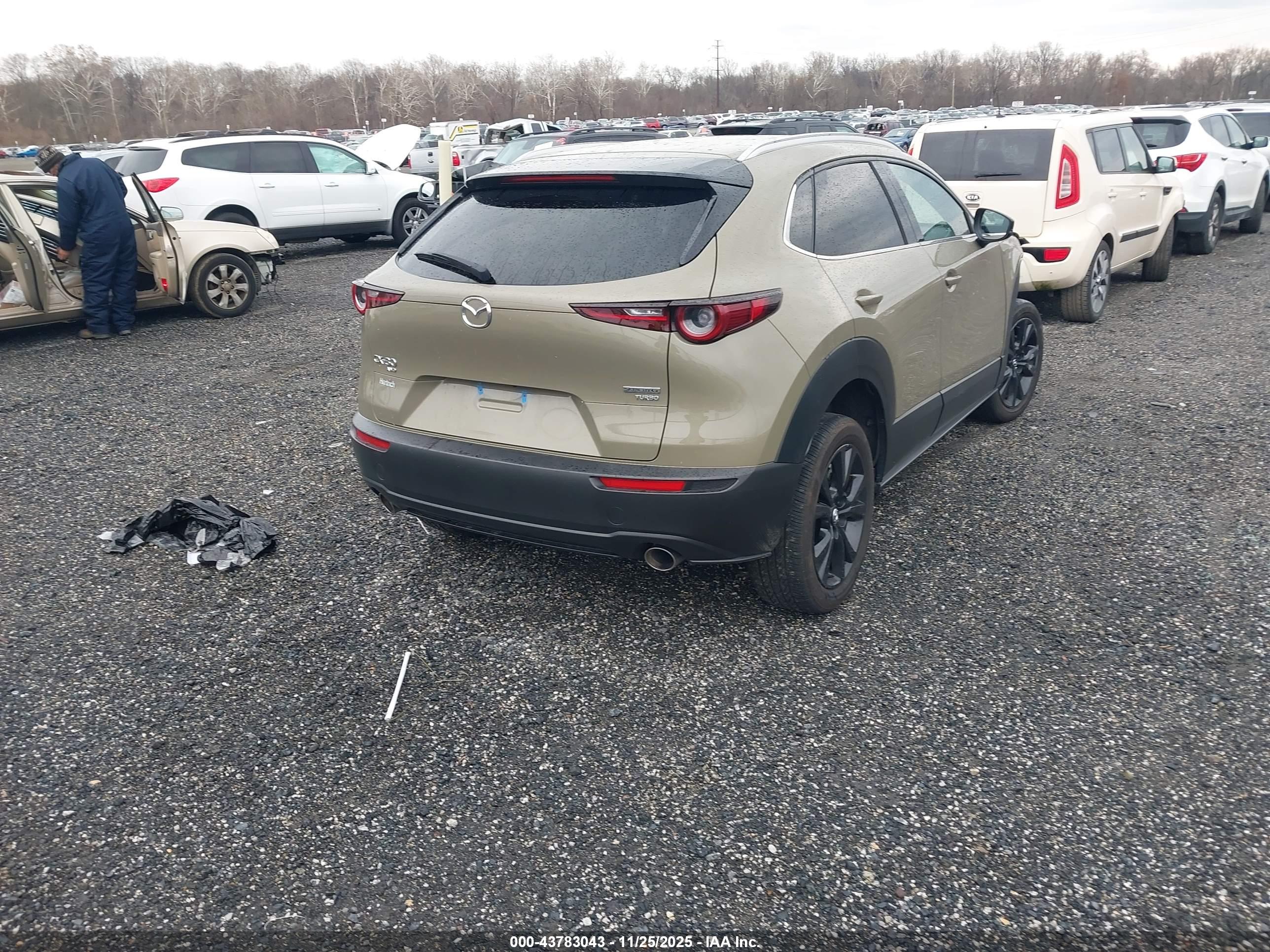 MAZDA CX-30 image 4