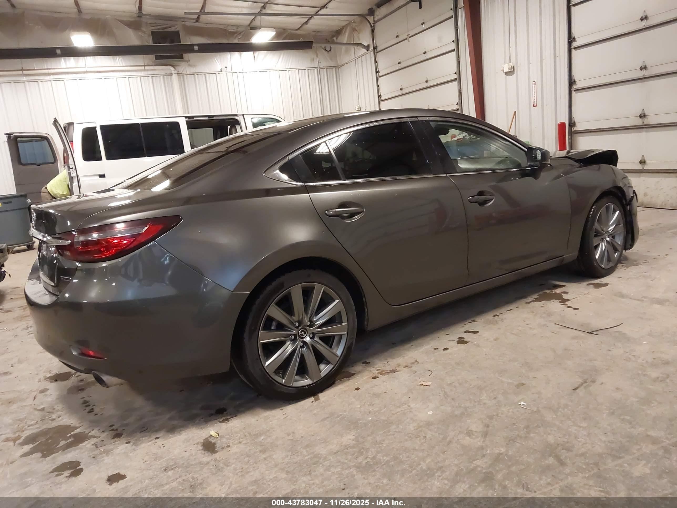 MAZDA MAZDA6 image 4