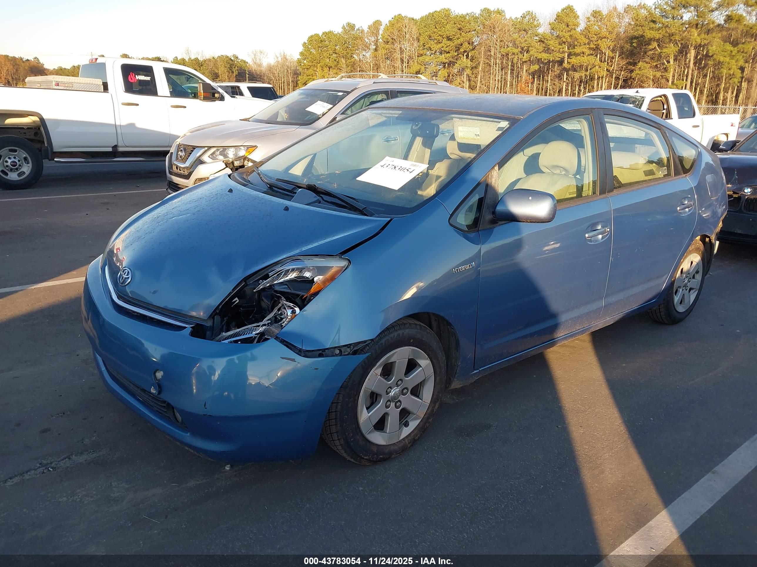 TOYOTA PRIUS image 2