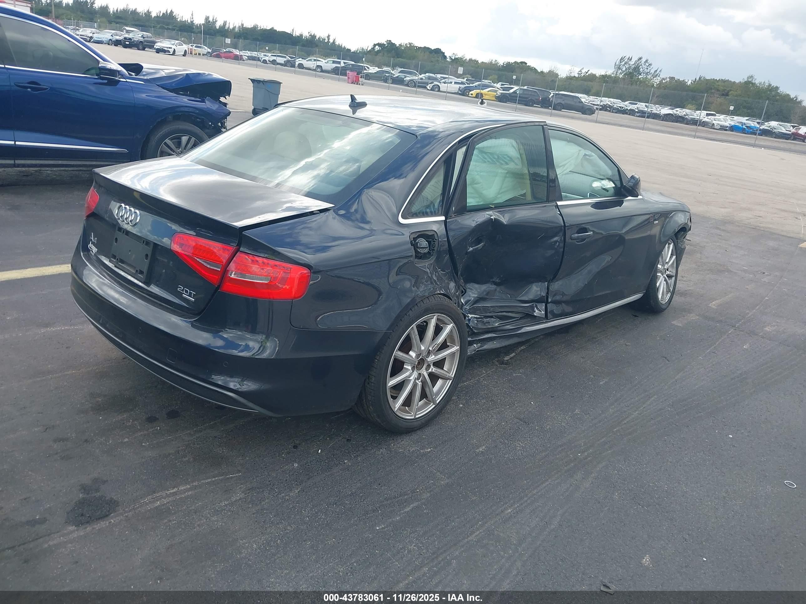 AUDI A4 image 4