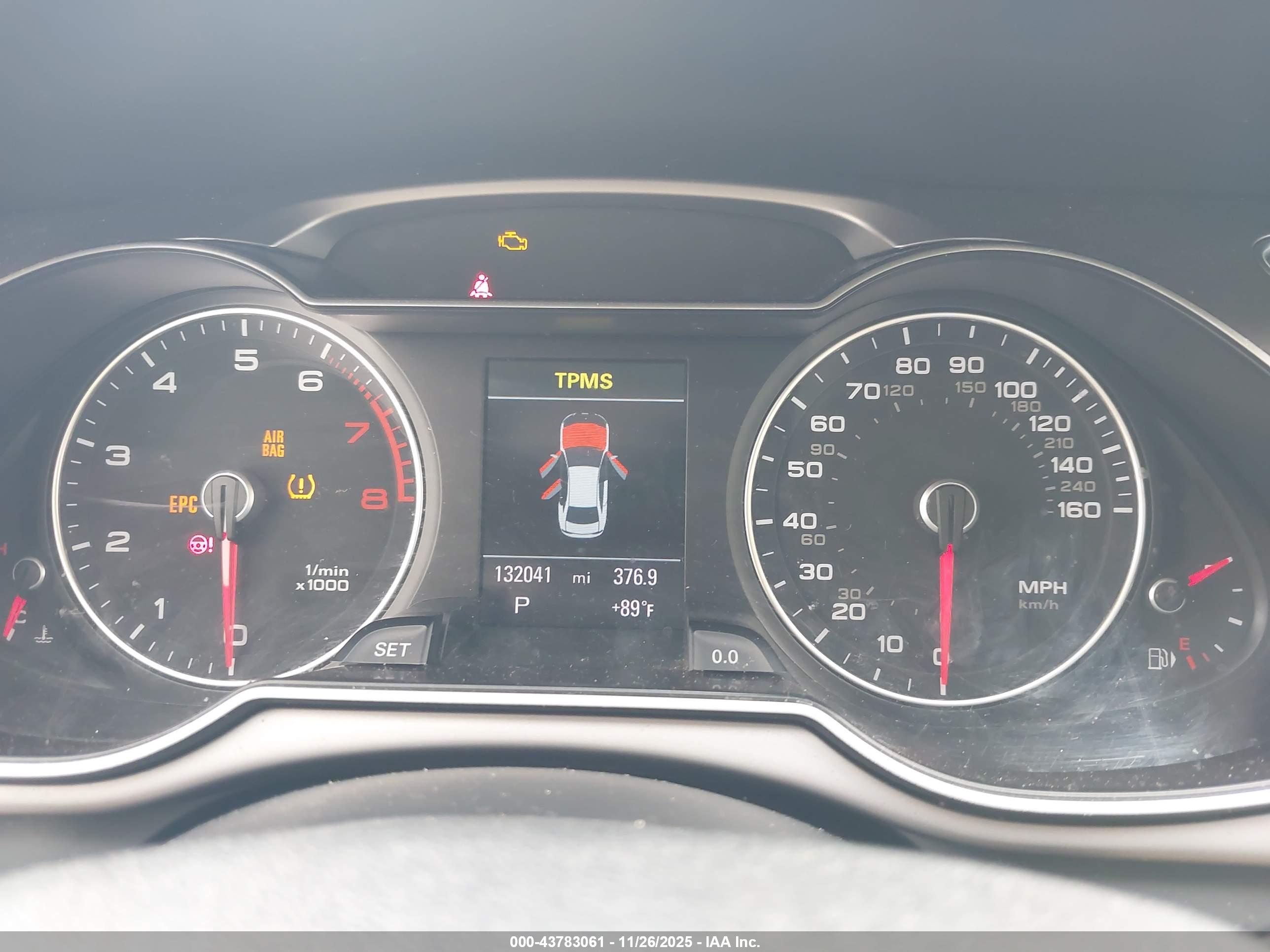 AUDI A4 image 7