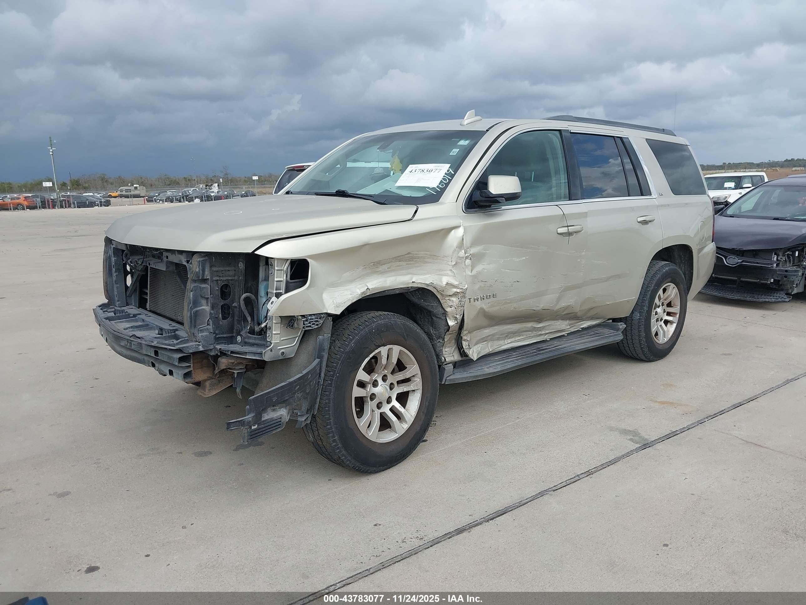 CHEVROLET TAHOE image 2