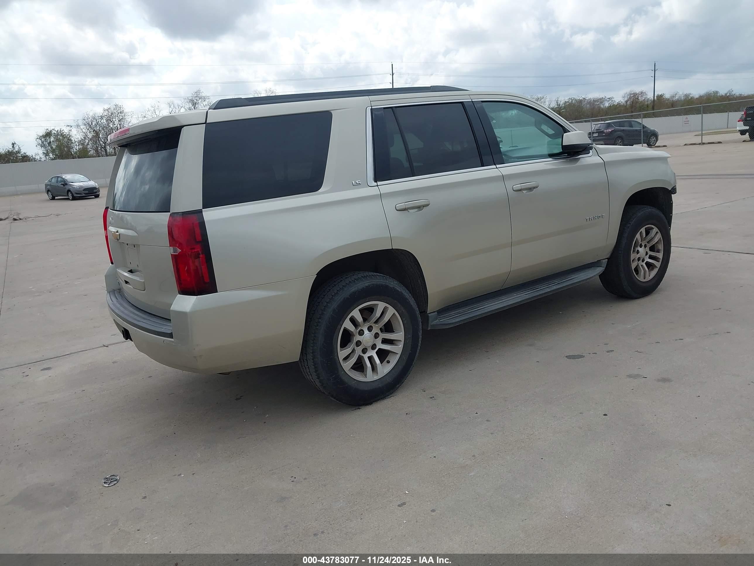 CHEVROLET TAHOE image 4