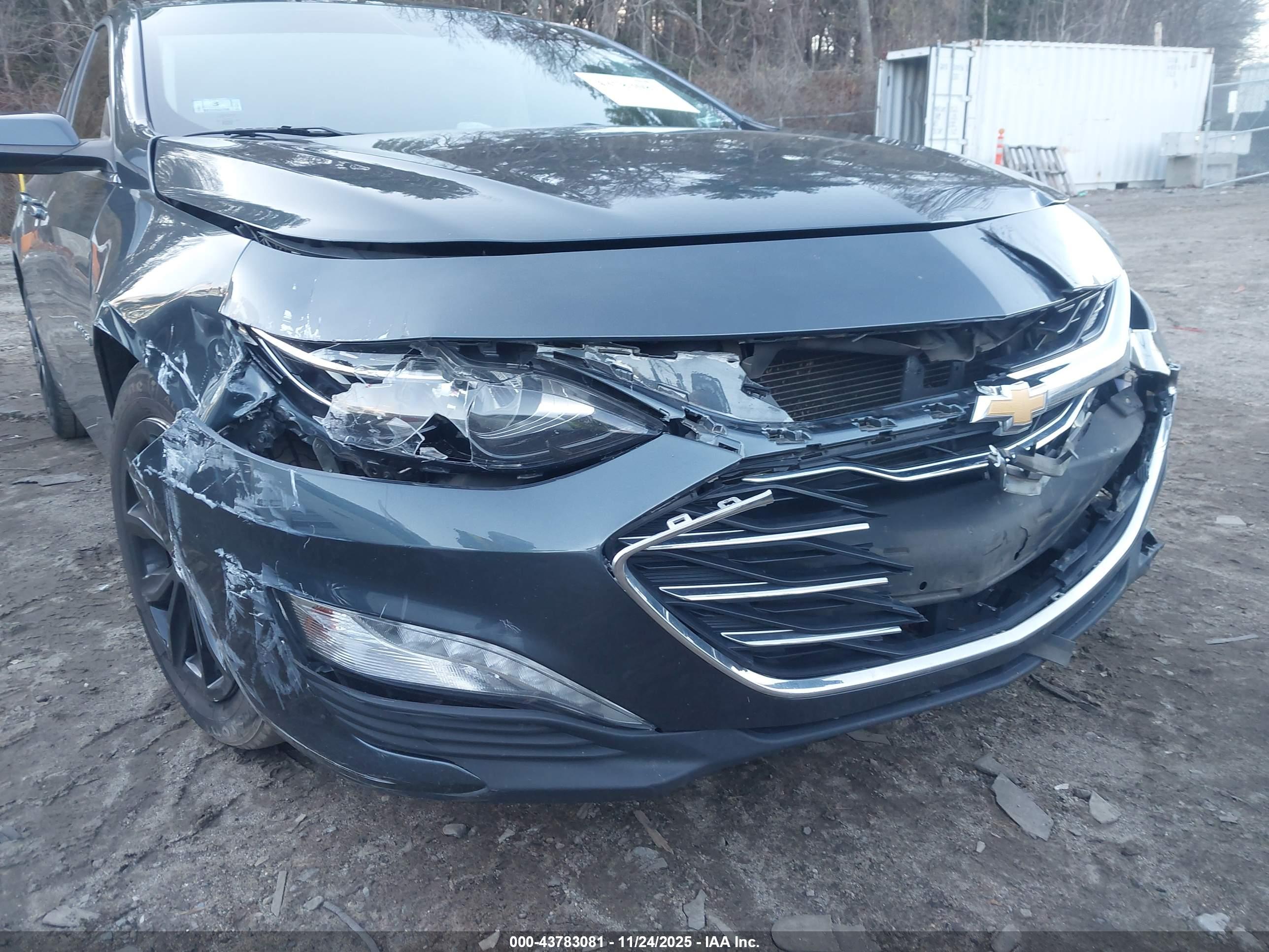 CHEVROLET MALIBU image 6