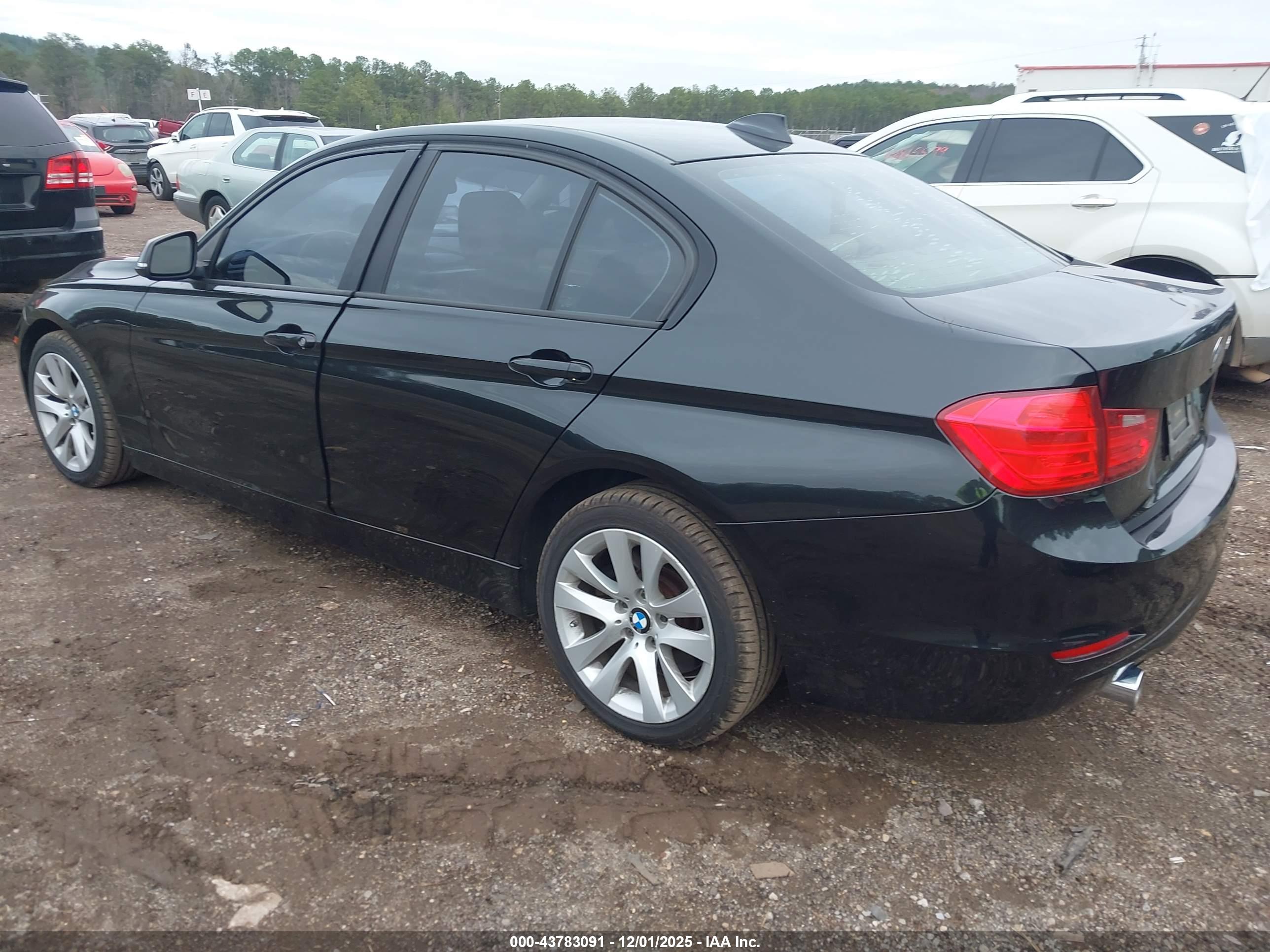 BMW 335I image 3