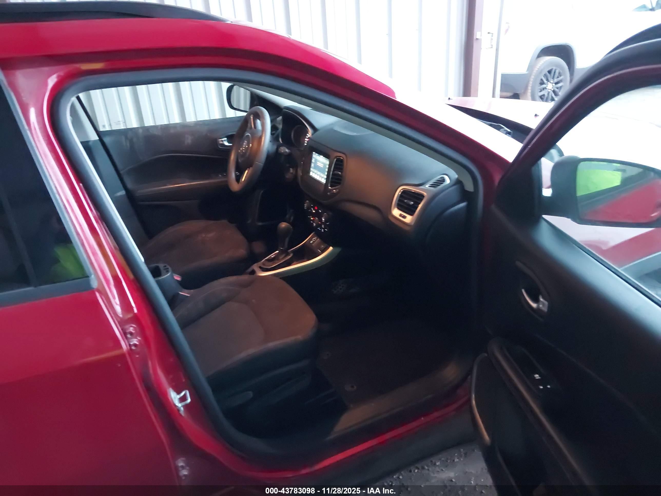 JEEP COMPASS image 5