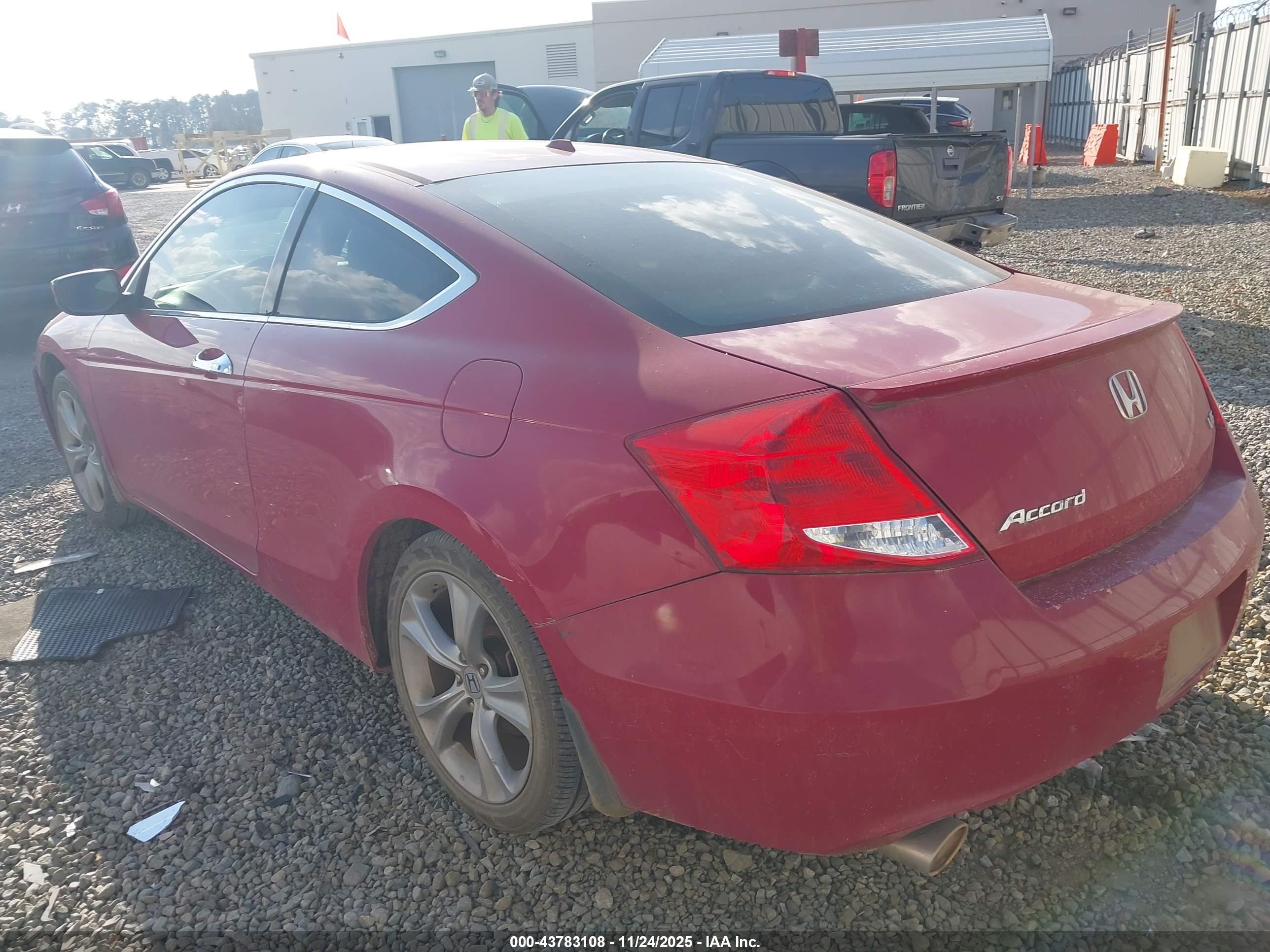 HONDA ACCORD image 3