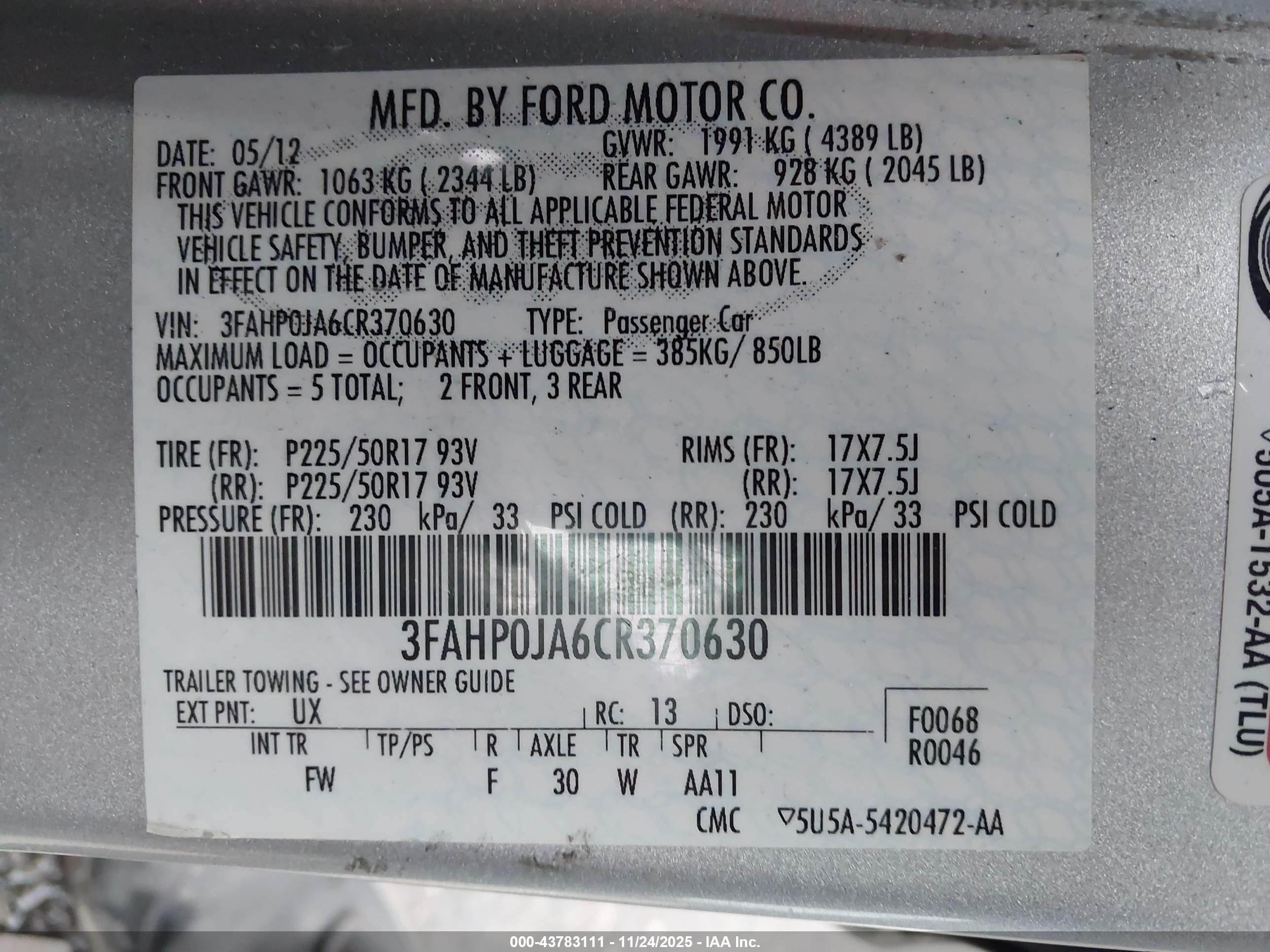 FORD FUSION image 9