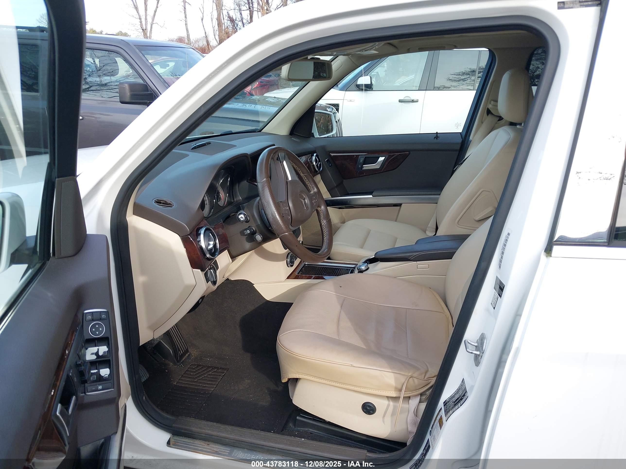 MERCEDES-BENZ GLK image 5