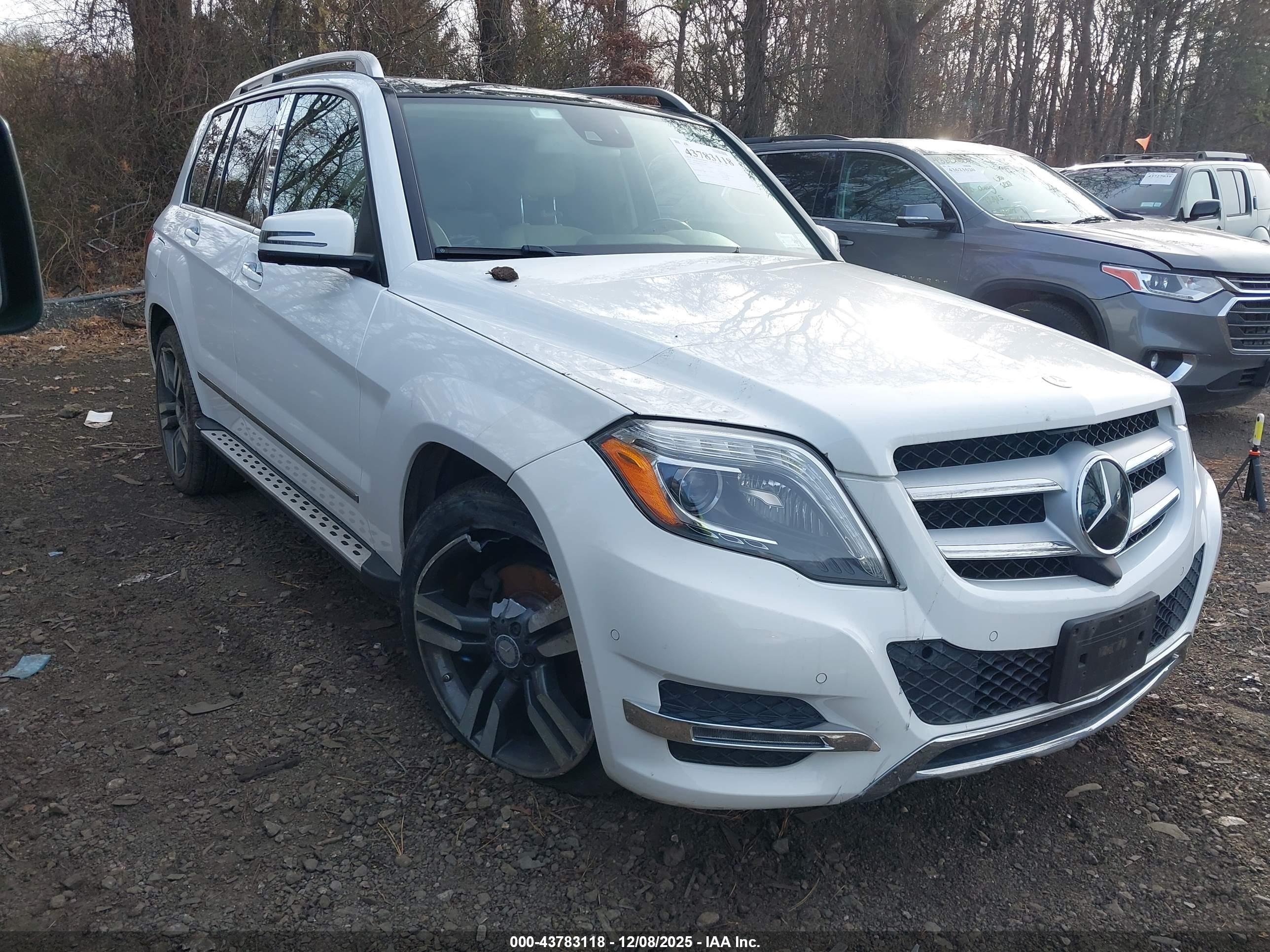 MERCEDES-BENZ GLK image 6