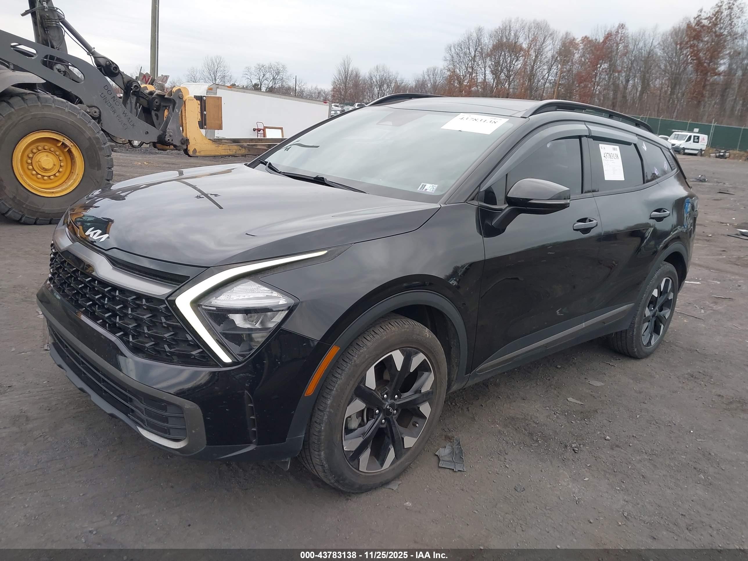 KIA SPORTAGE image 2