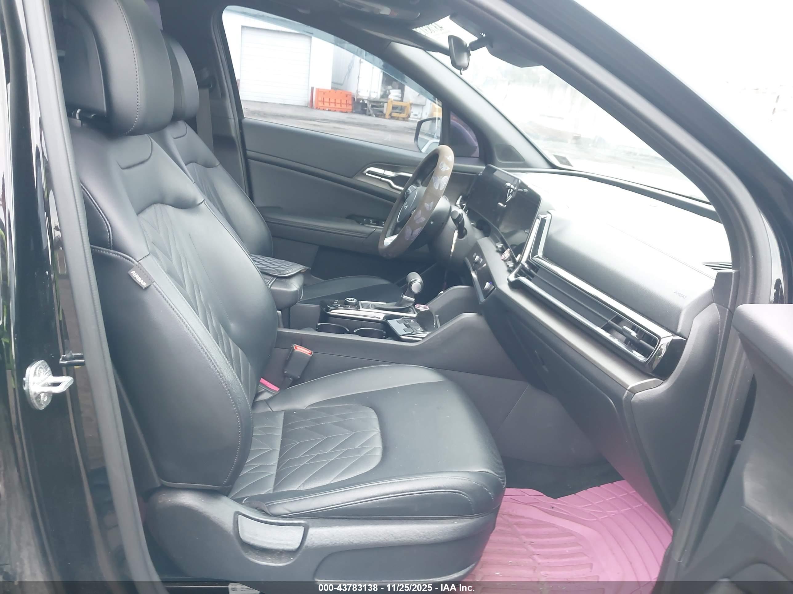 KIA SPORTAGE image 5