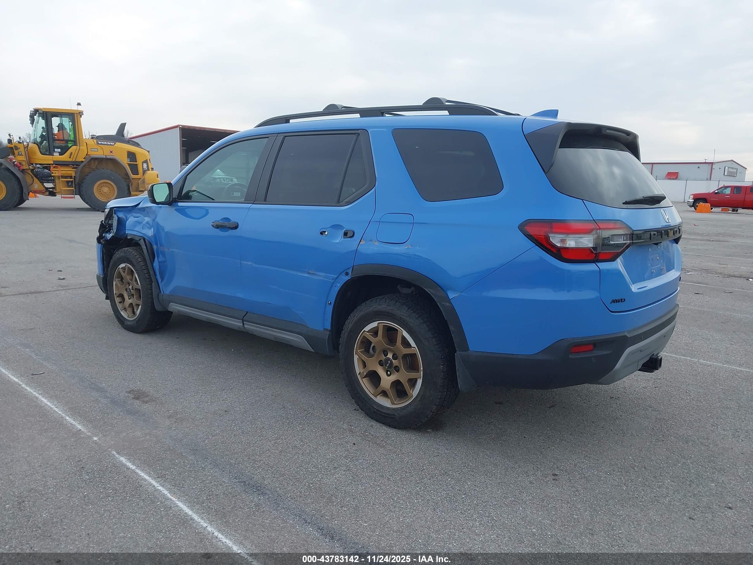 HONDA PILOT image 3