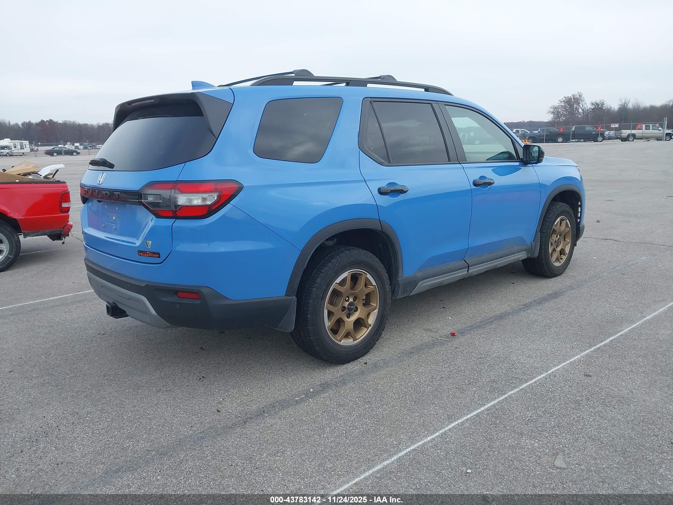 HONDA PILOT image 4