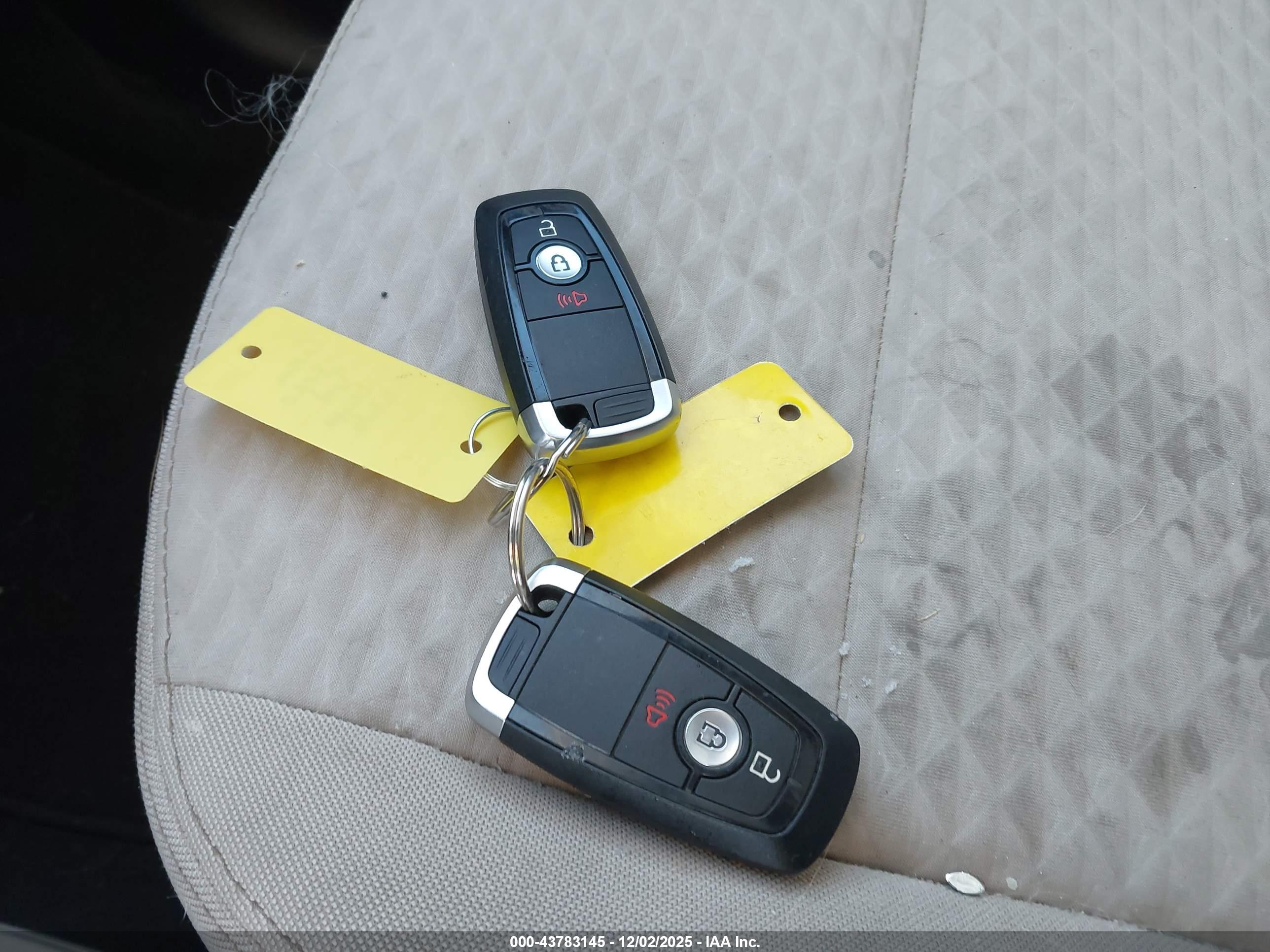 FORD ESCAPE image 11