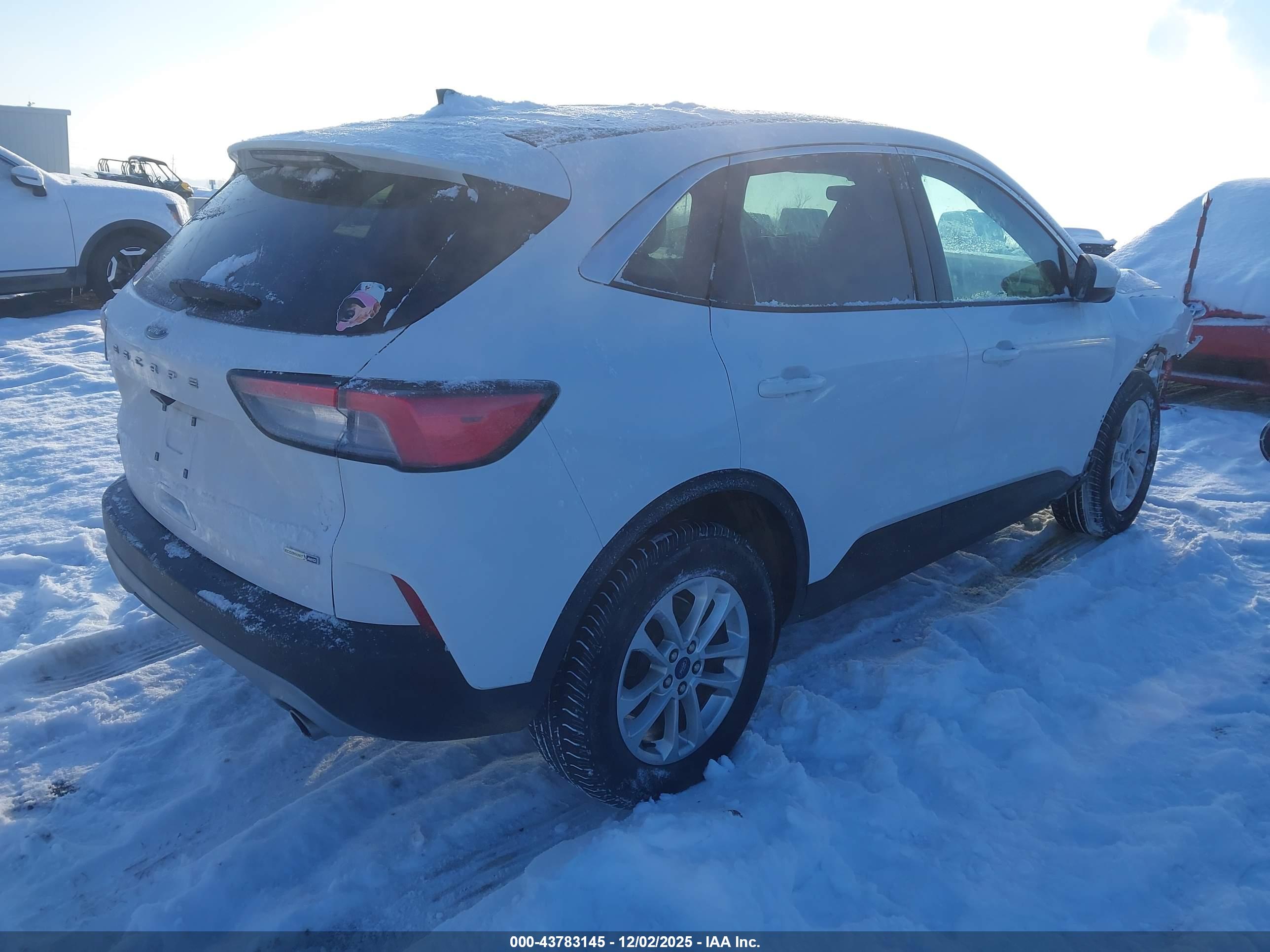 FORD ESCAPE image 4