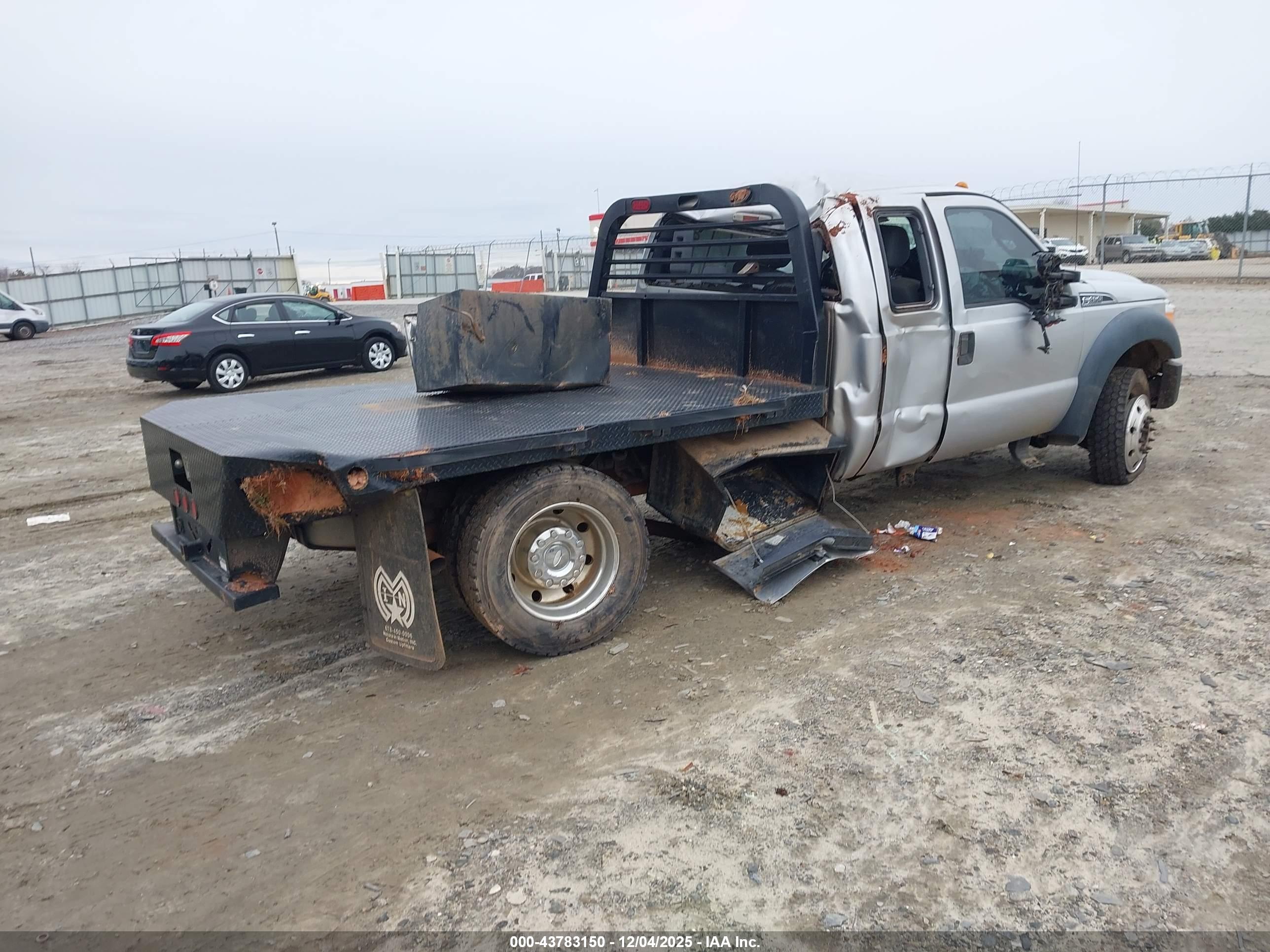 FORD F-450 image 4