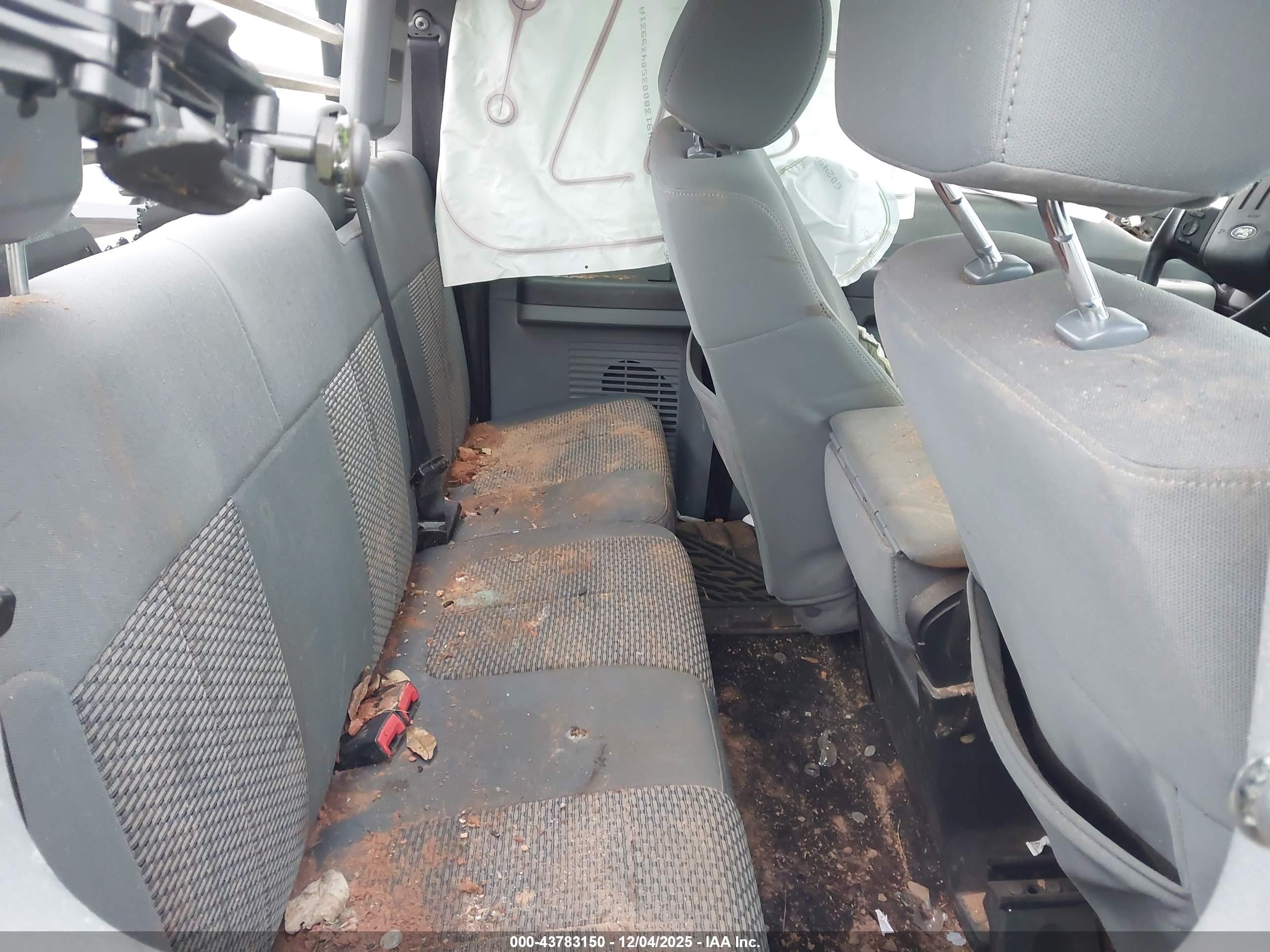 FORD F-450 image 5