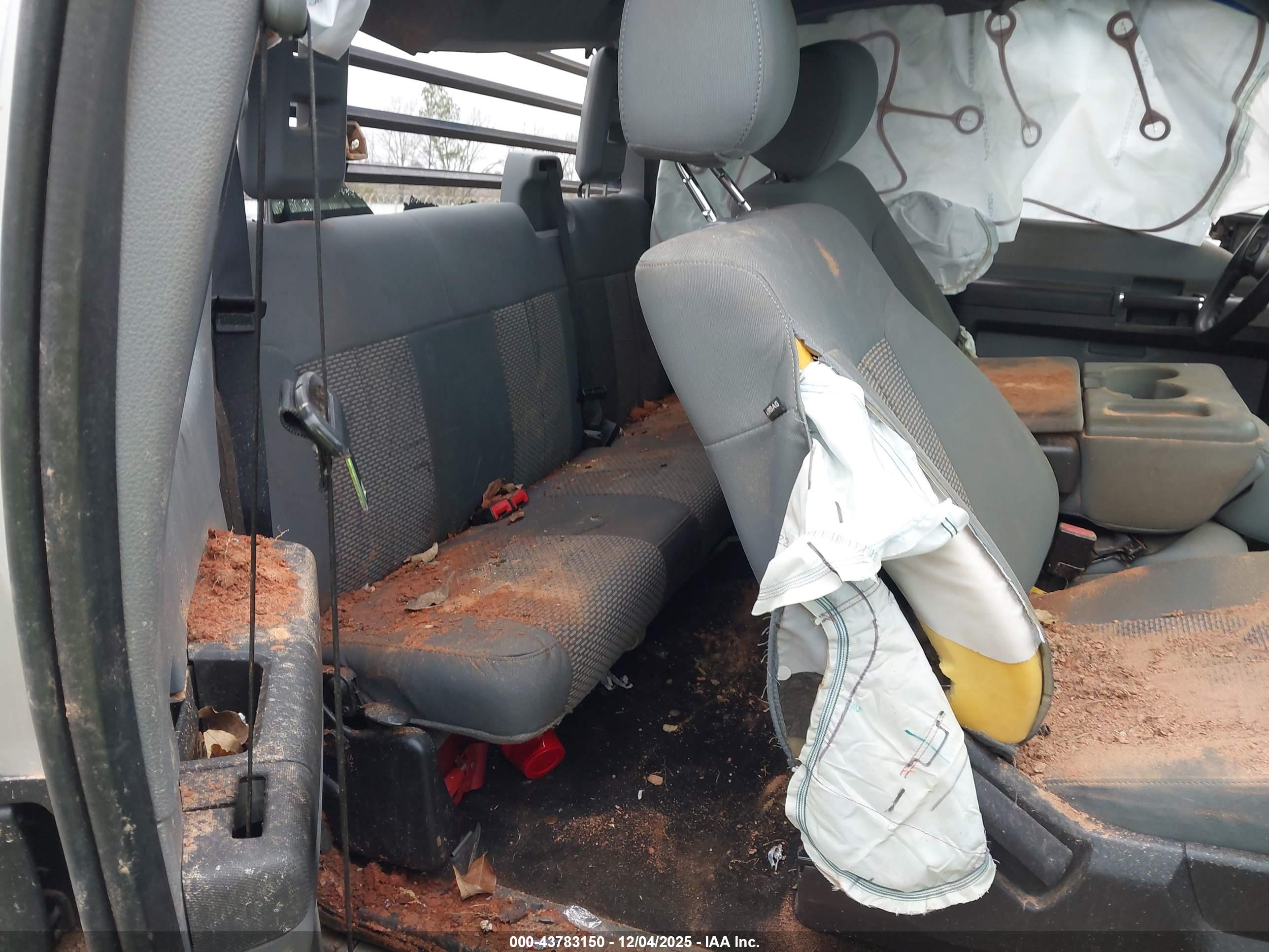 FORD F-450 image 8