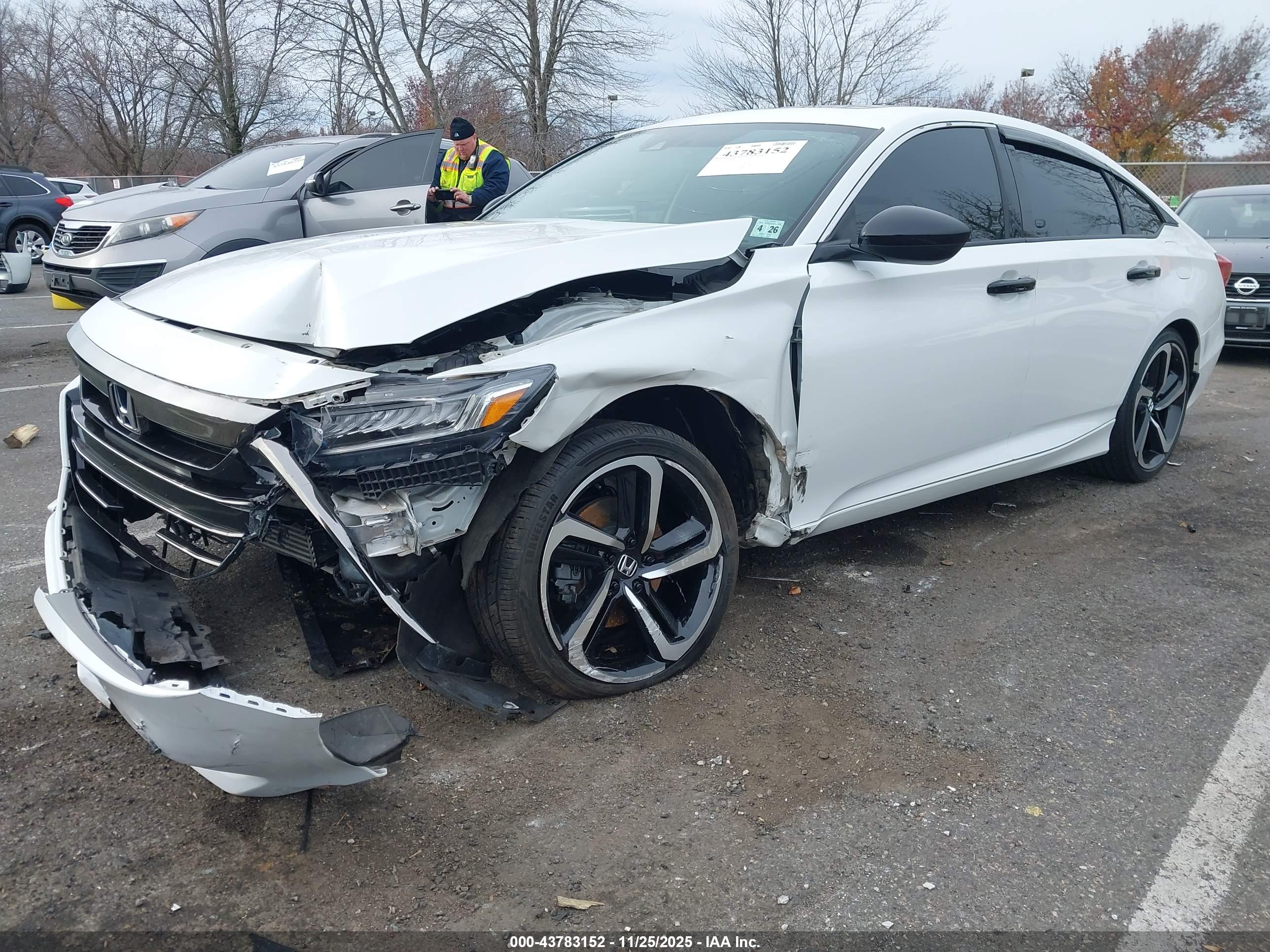 HONDA ACCORD image 2