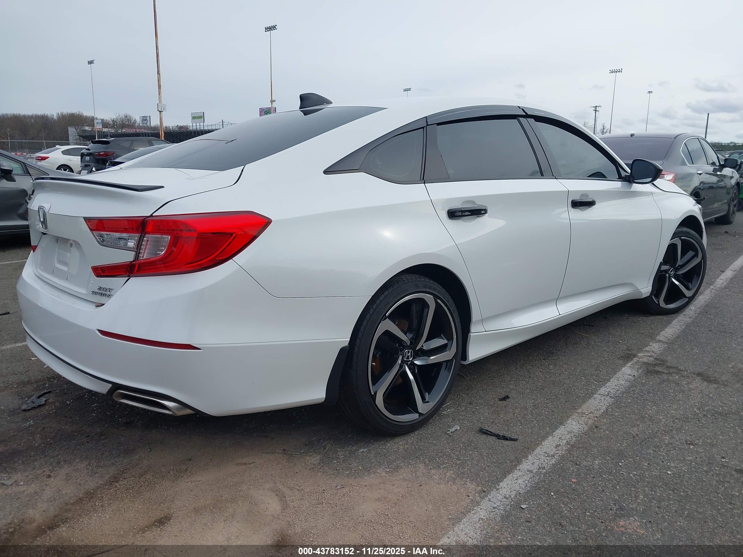 HONDA ACCORD image 4