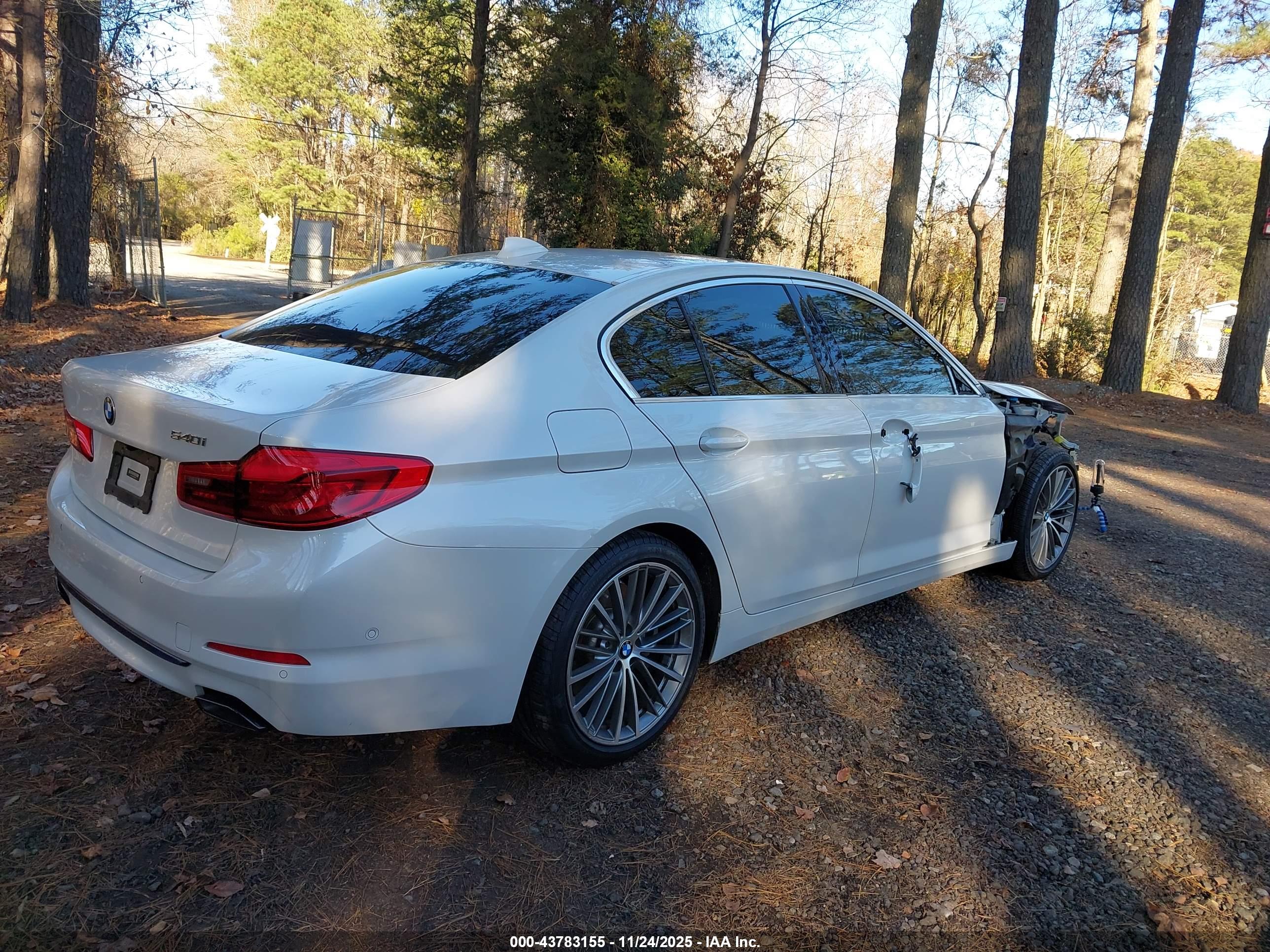 BMW 540I image 4