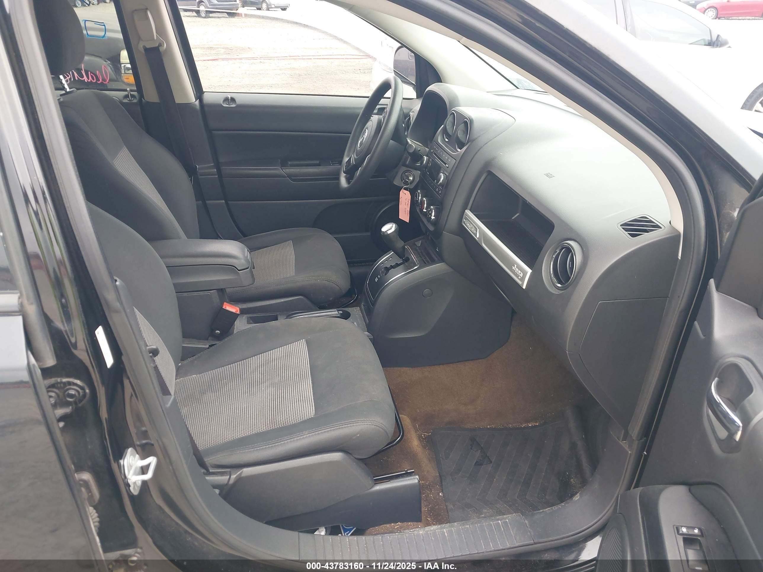 JEEP COMPASS image 5