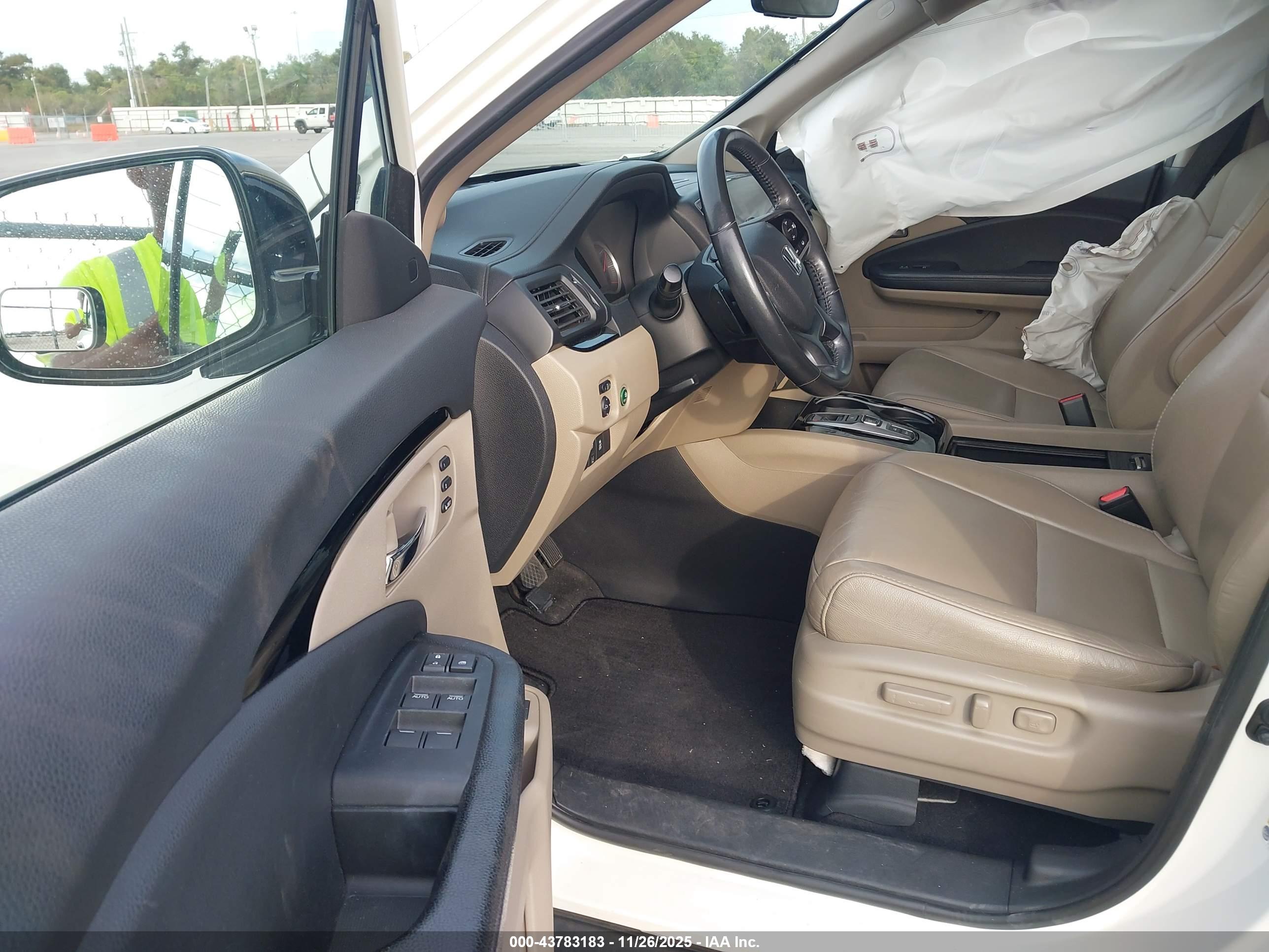 HONDA PILOT image 5