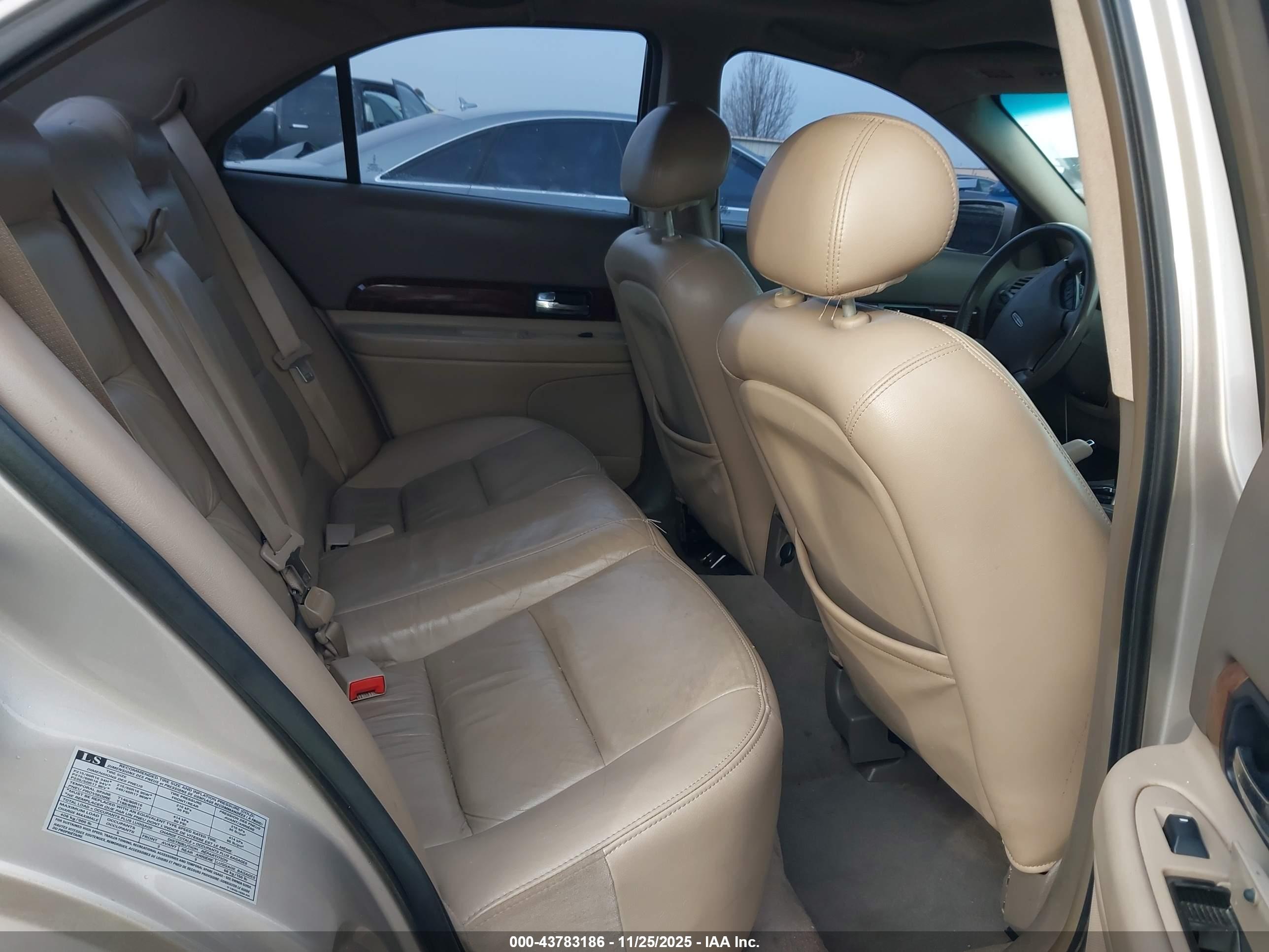 LINCOLN LS image 8