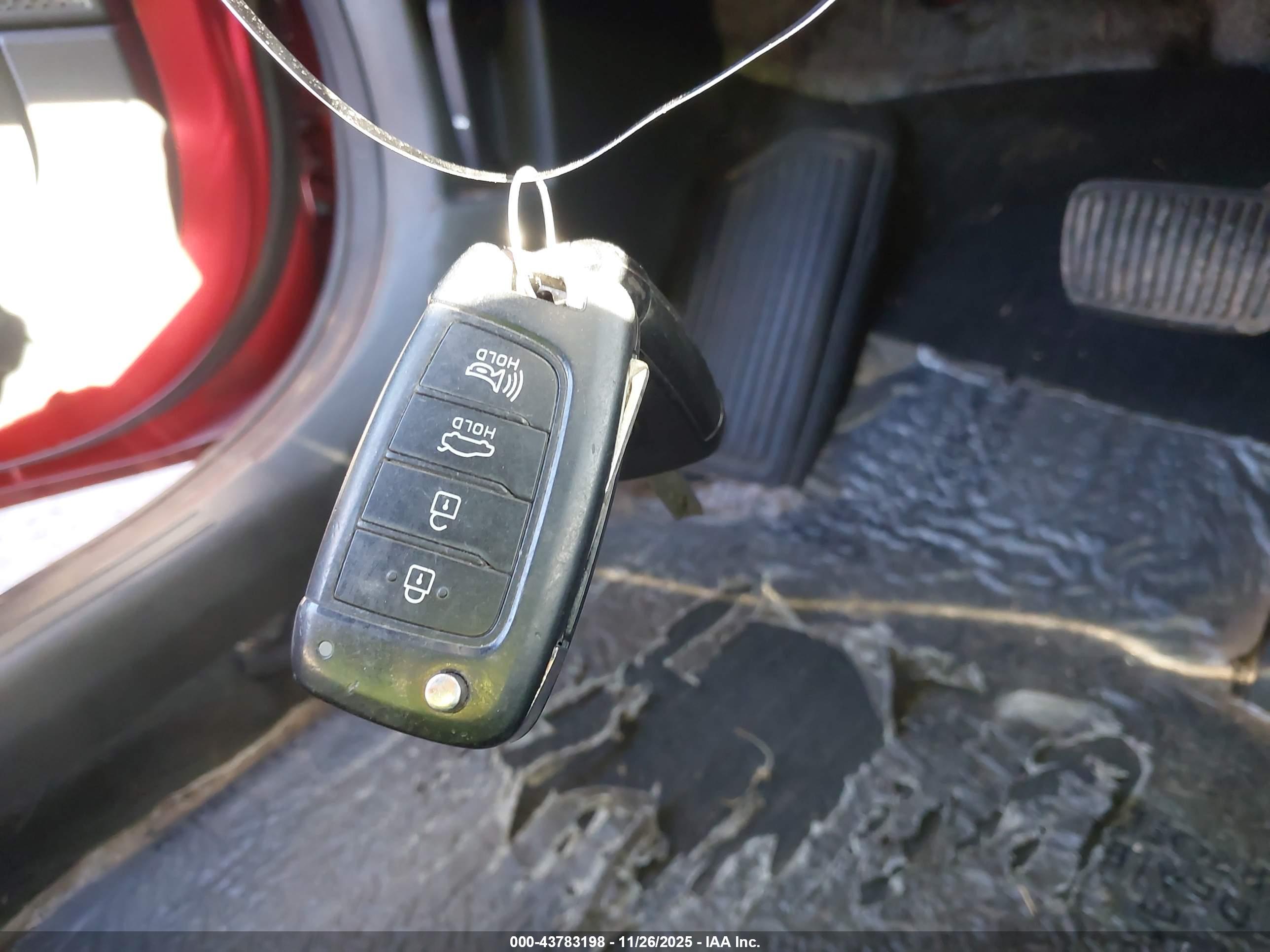 HYUNDAI SONATA image 11