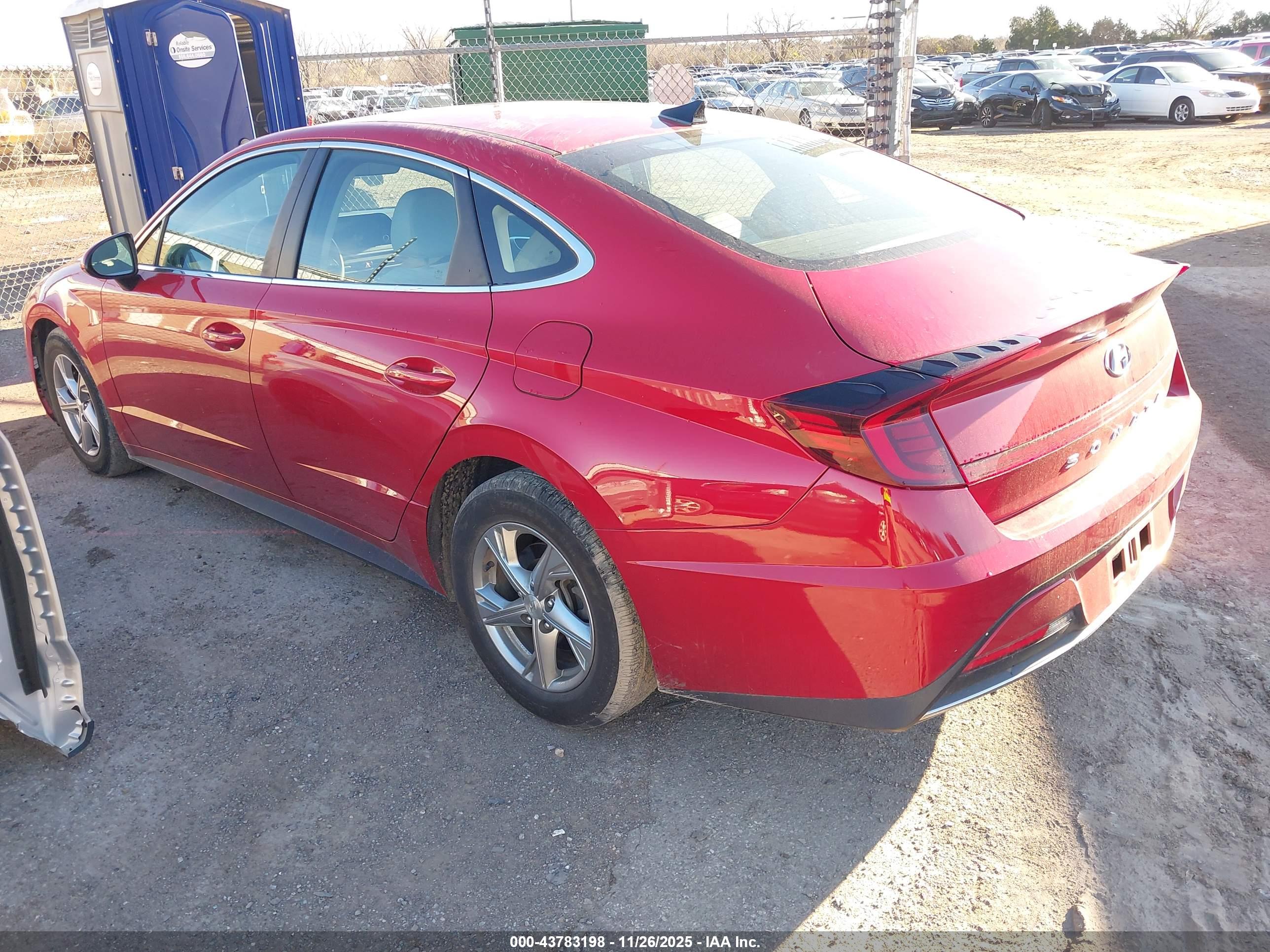 HYUNDAI SONATA image 3