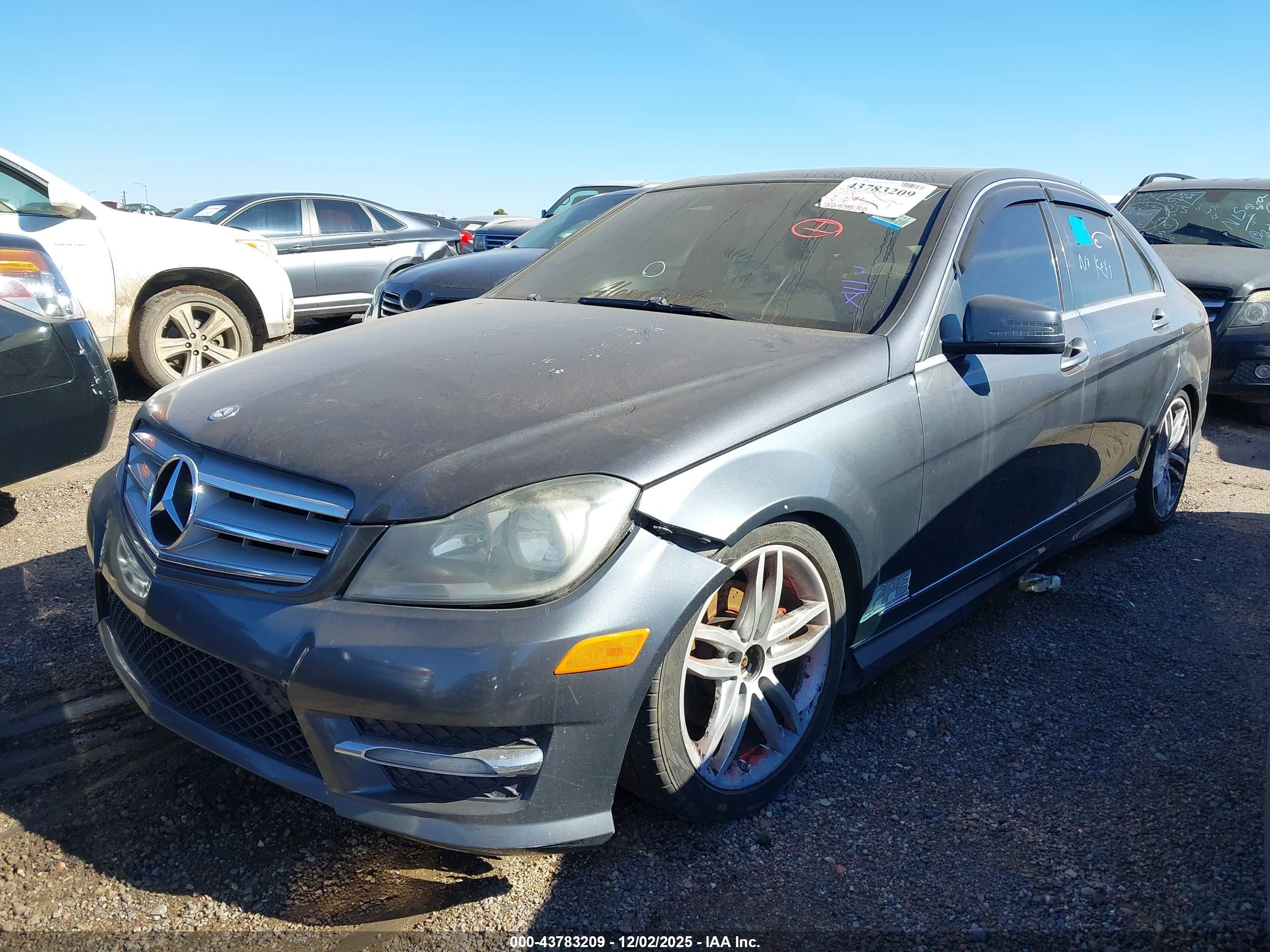 MERCEDES-BENZ C image 2