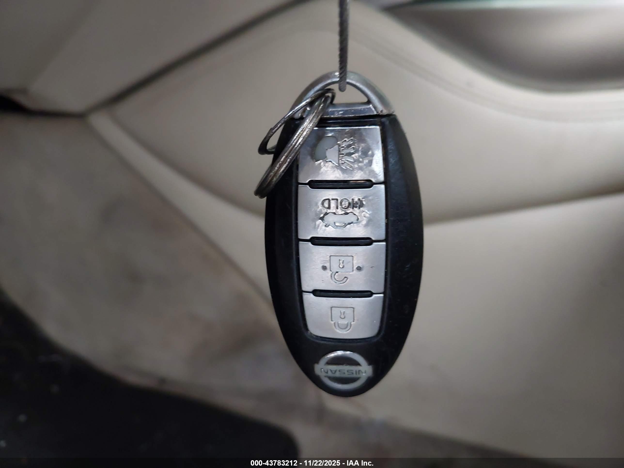 INFINITI JX35 image 11
