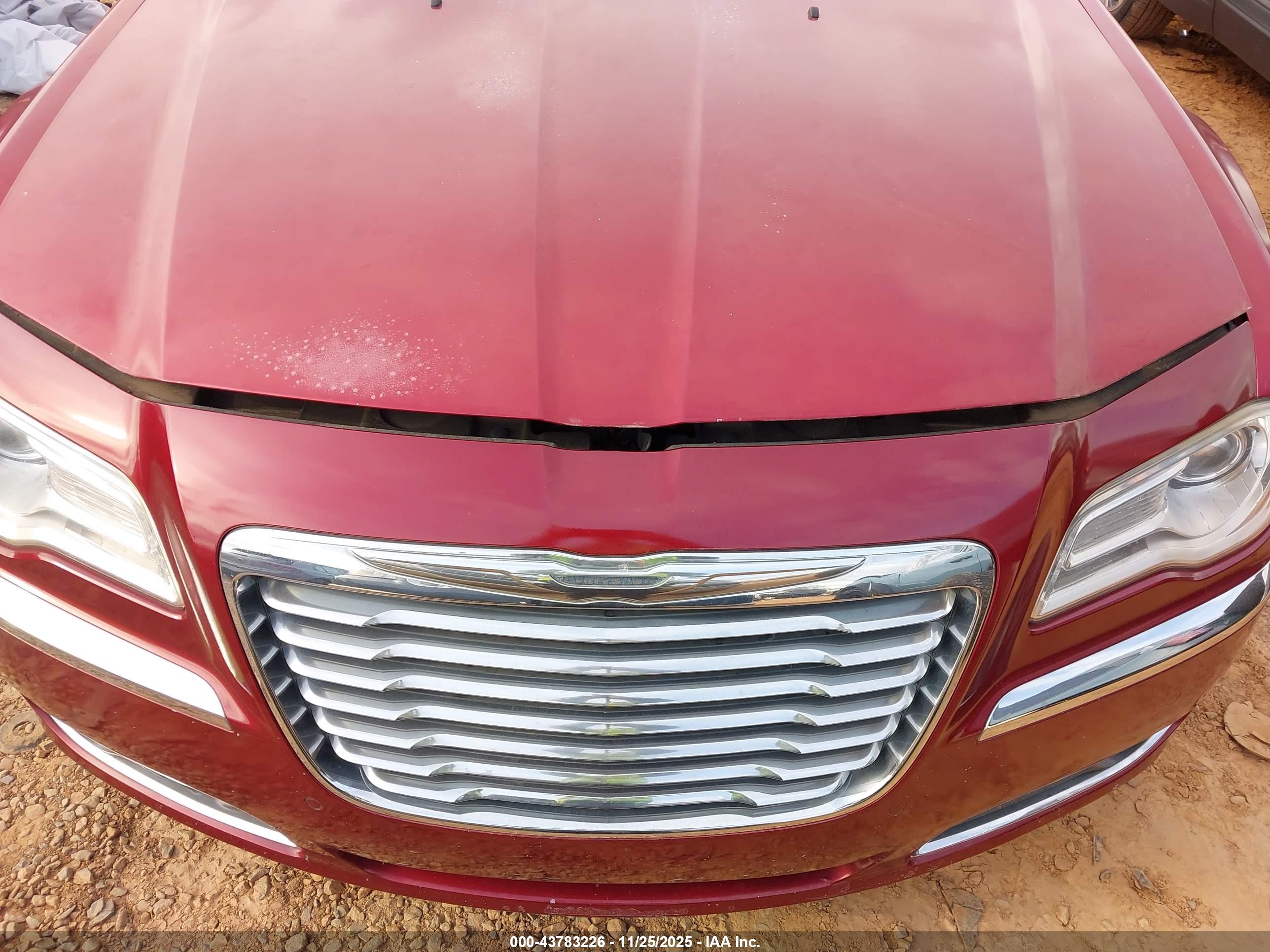 CHRYSLER 300C image 6