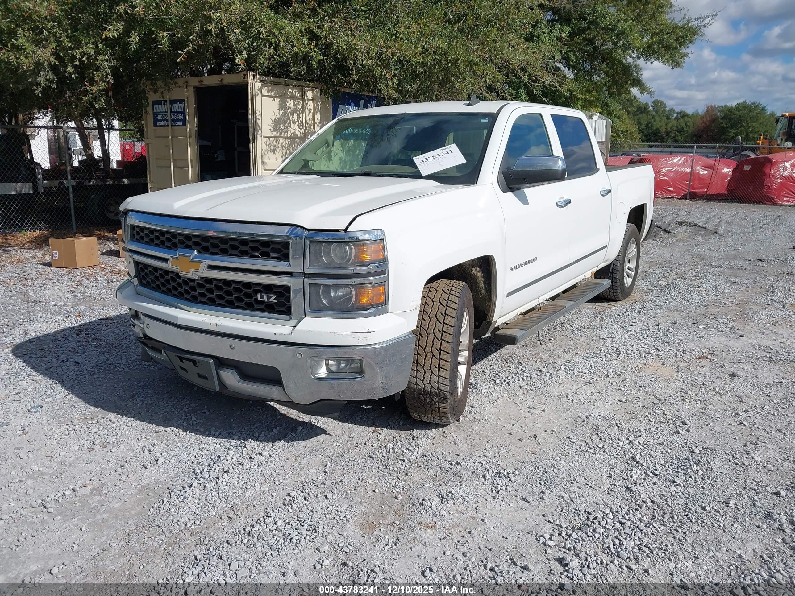 CHEVROLET SILVERADO image 2