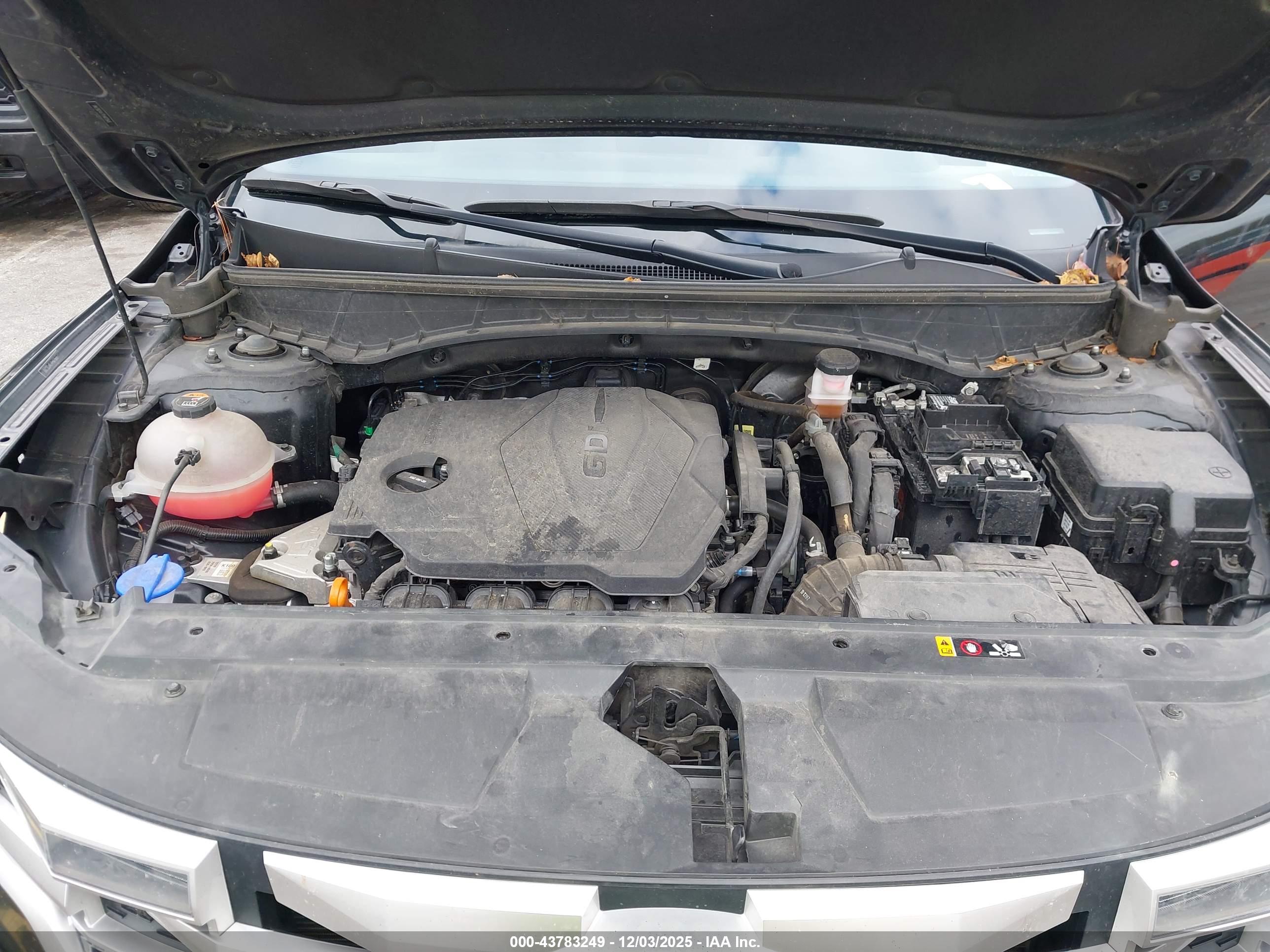 HYUNDAI SANTA image 10