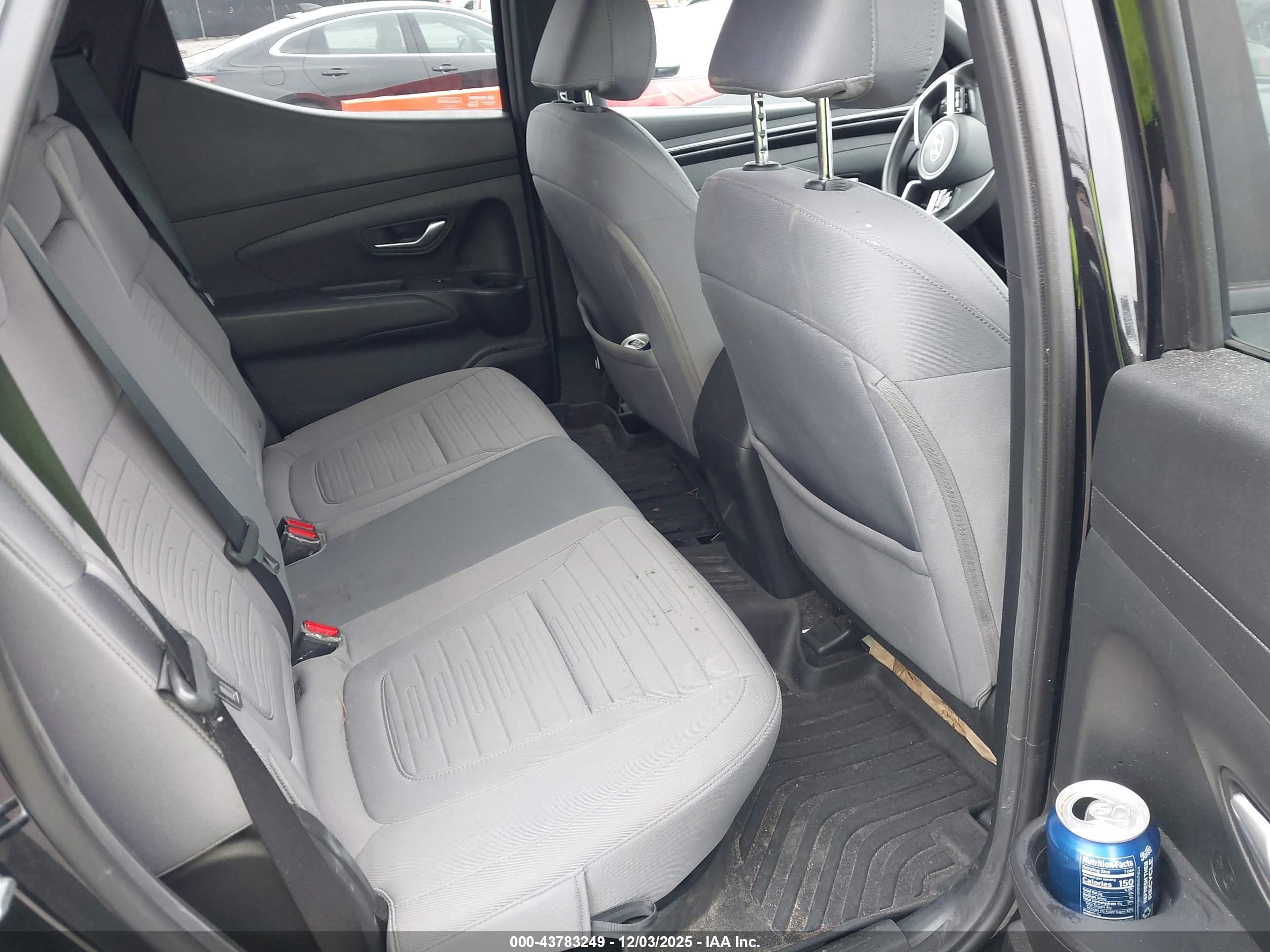 HYUNDAI SANTA image 8