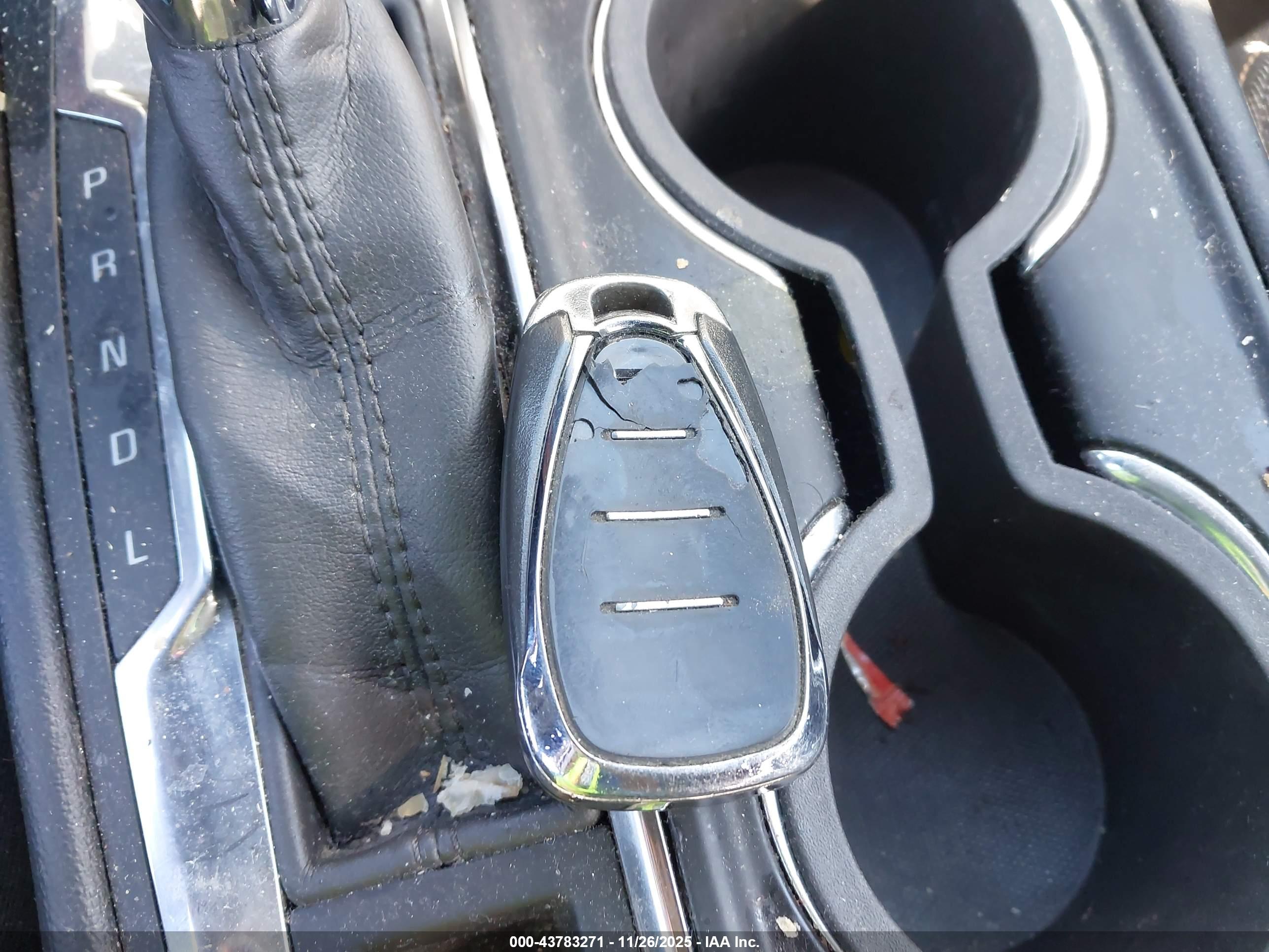 CHEVROLET EQUINOX image 11