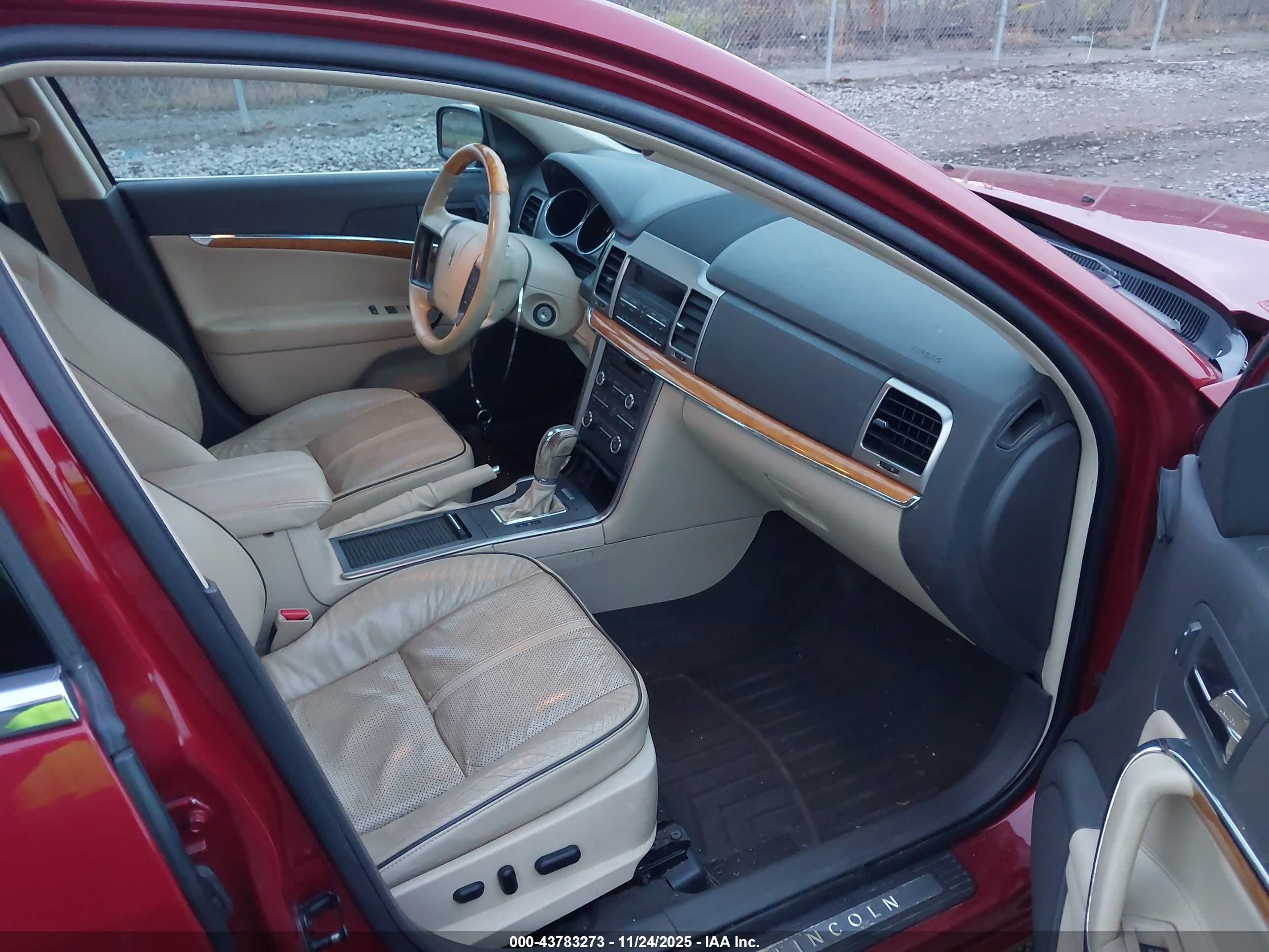 LINCOLN MKZ image 5