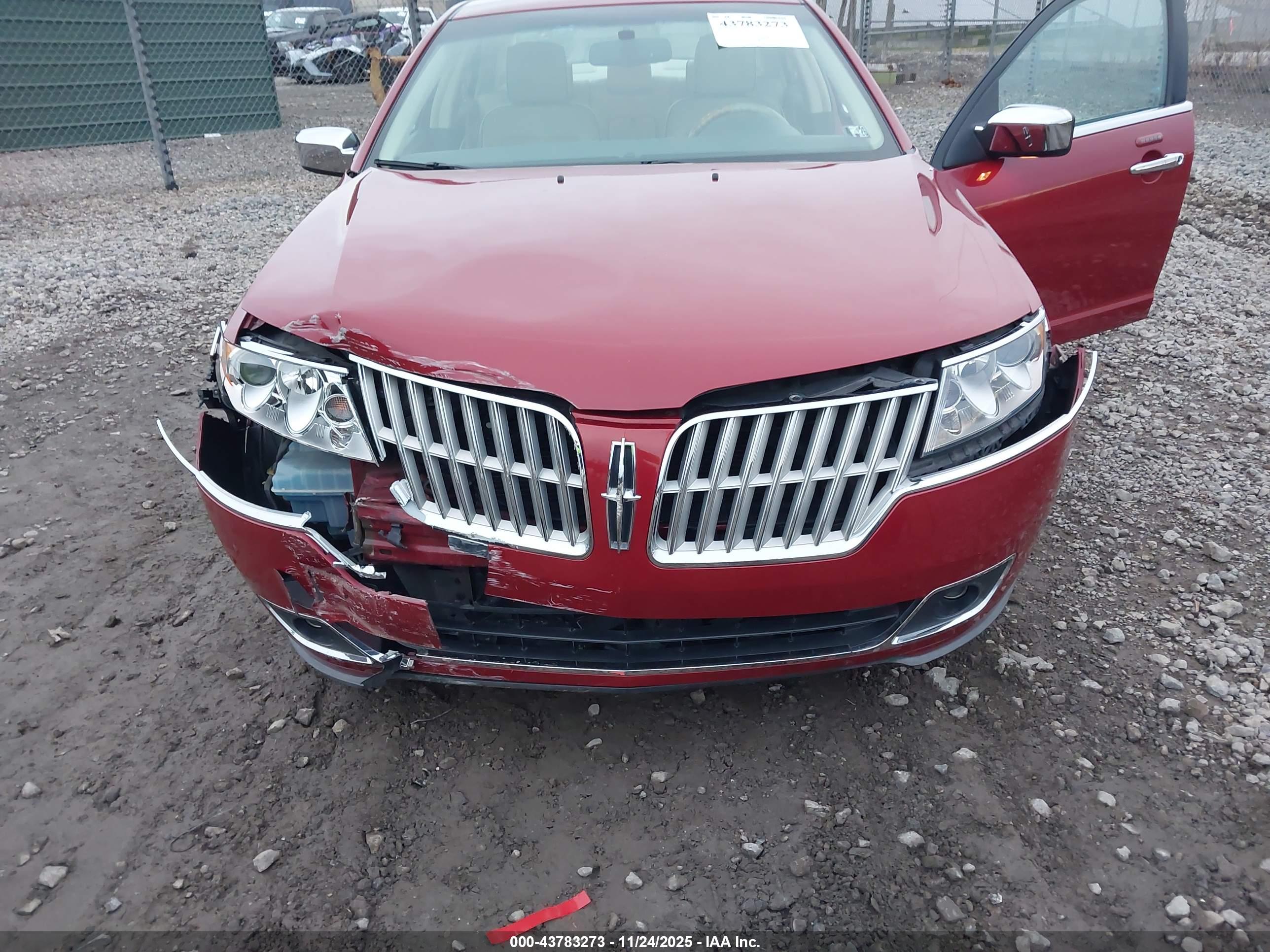 LINCOLN MKZ image 6