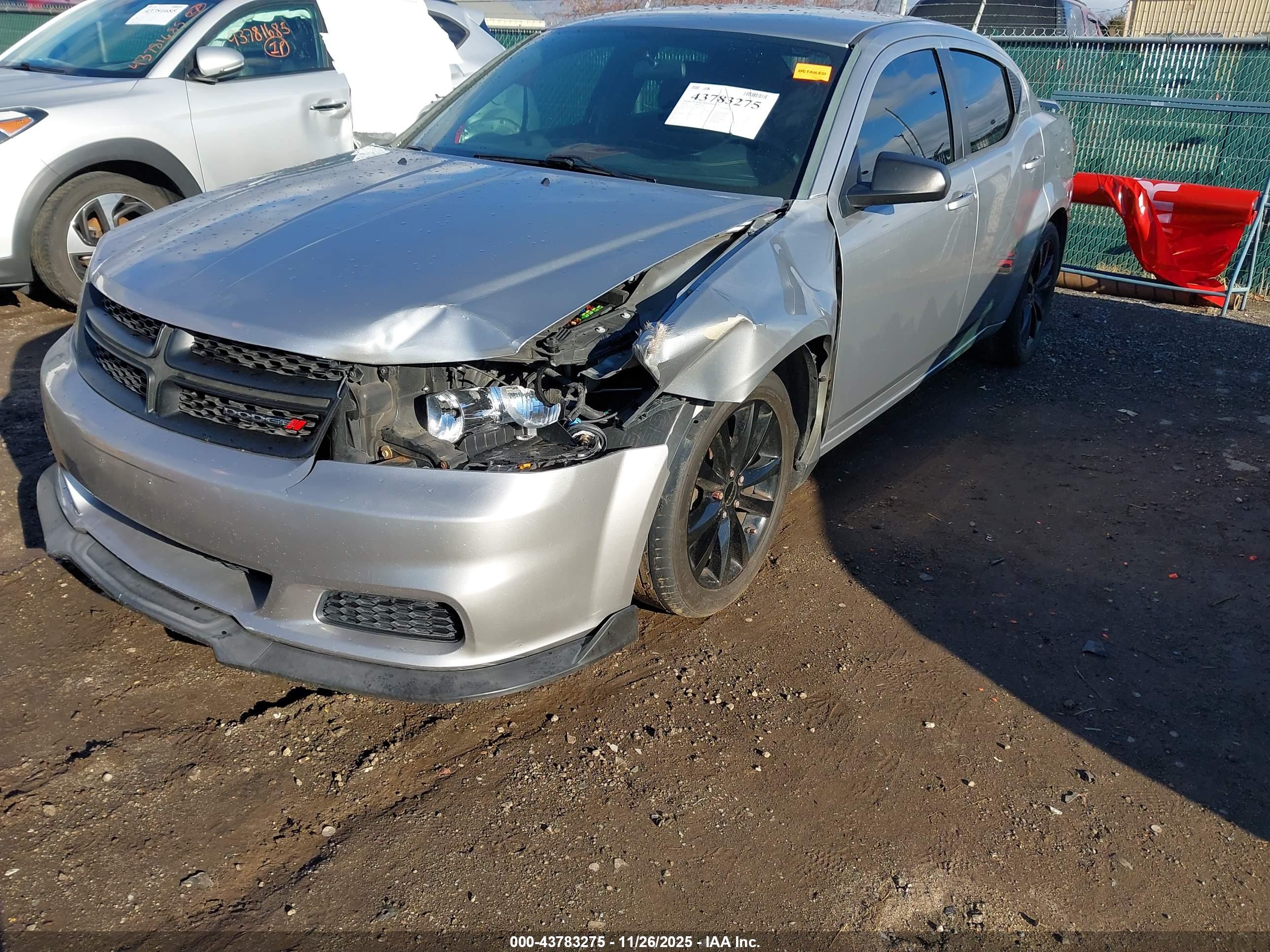 DODGE AVENGER image 6