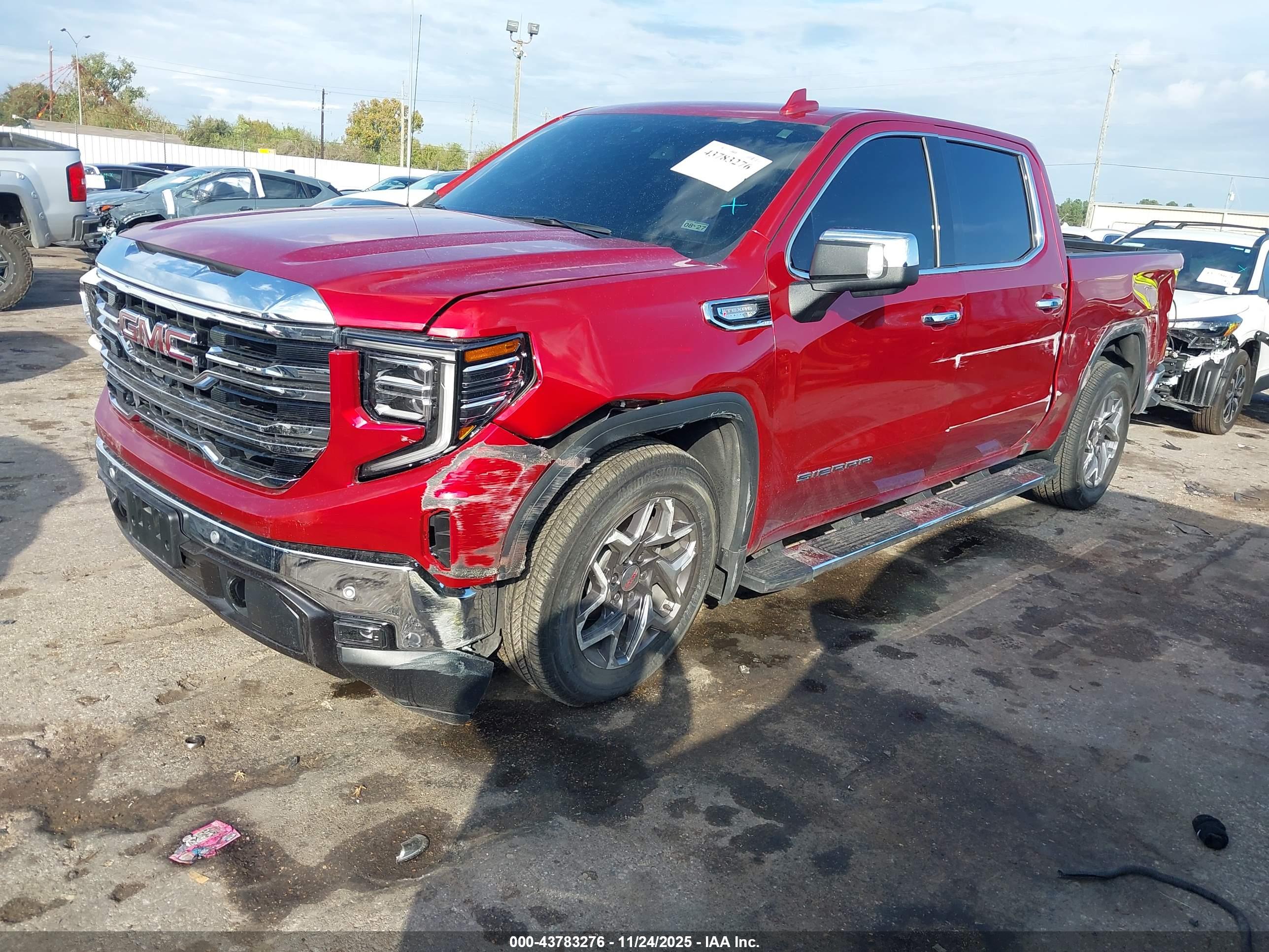 GMC SIERRA image 2