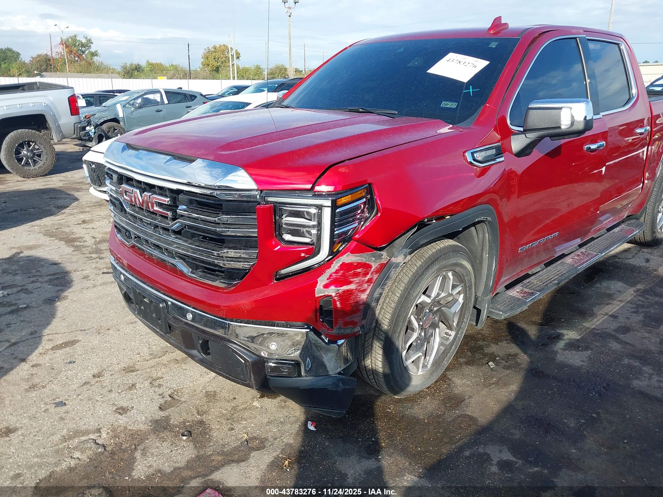 GMC SIERRA image 6