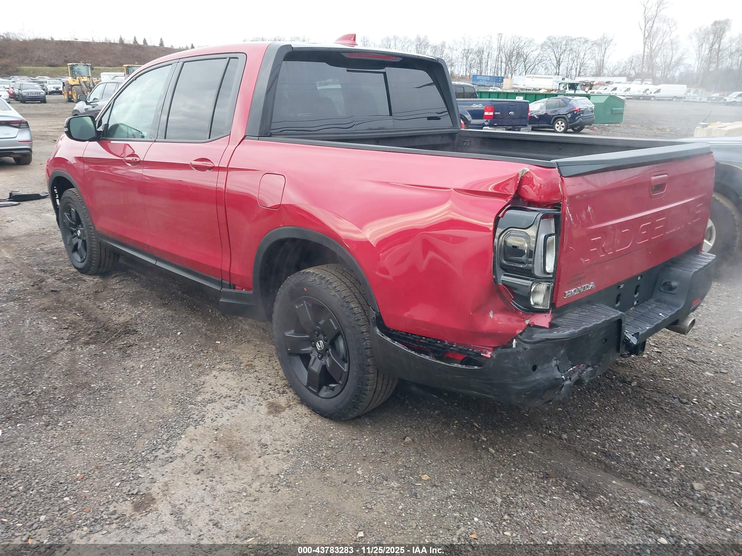 HONDA RIDGELINE image 3