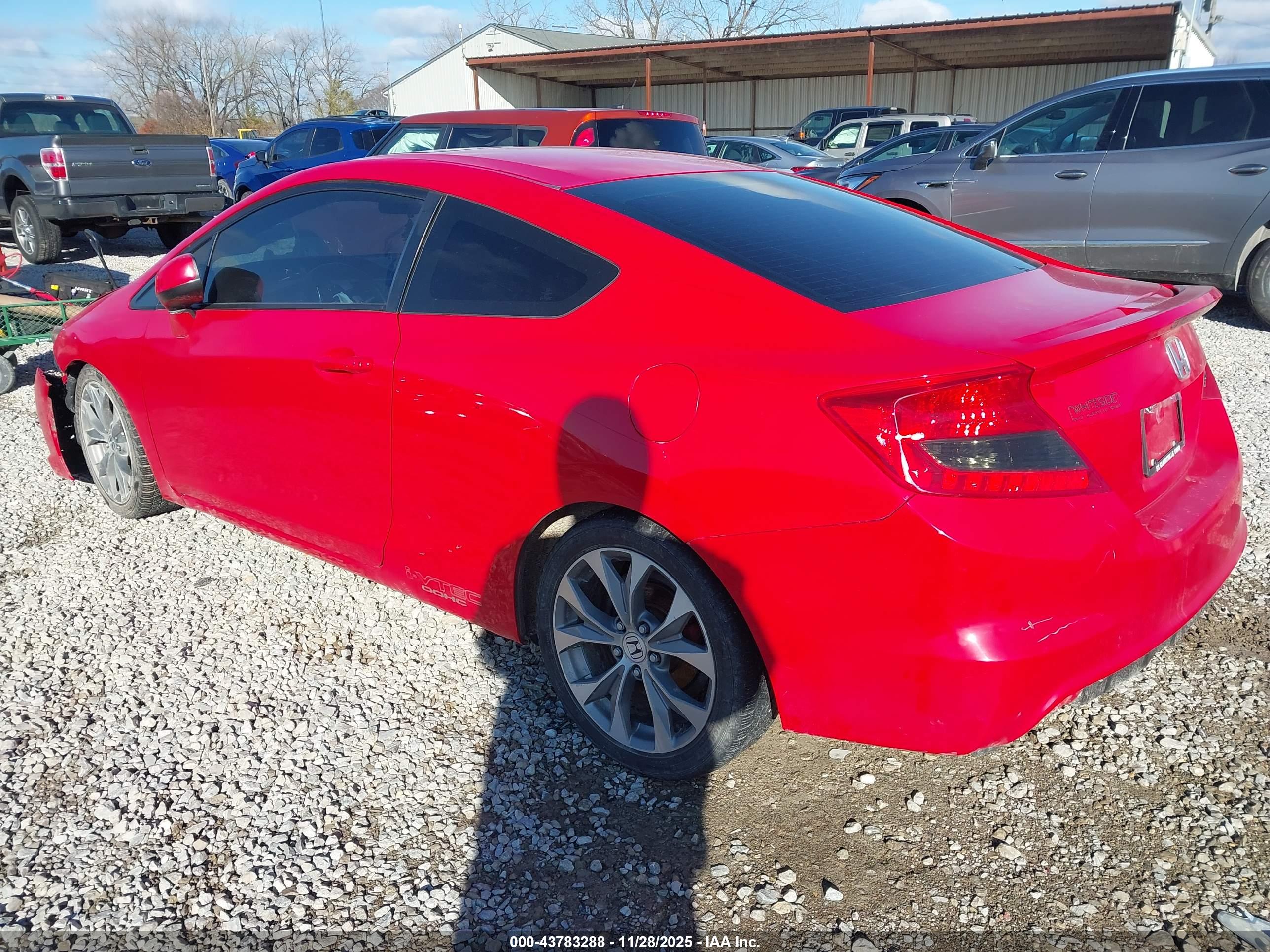 HONDA CIVIC image 3