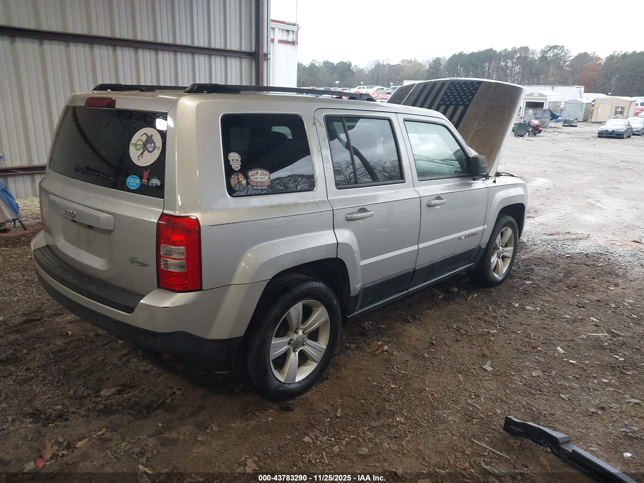 JEEP PATRIOT image 4