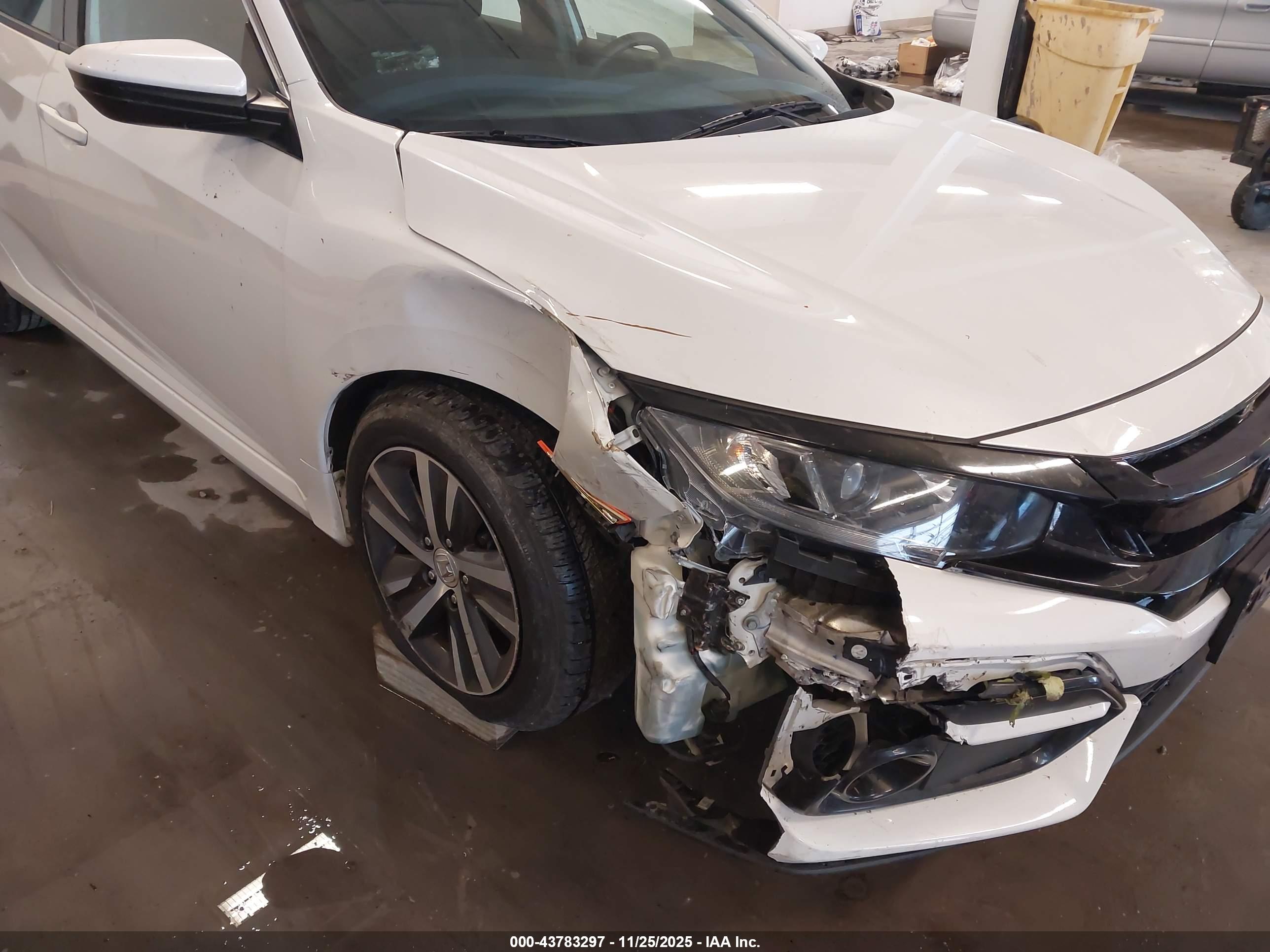 HONDA CIVIC image 6