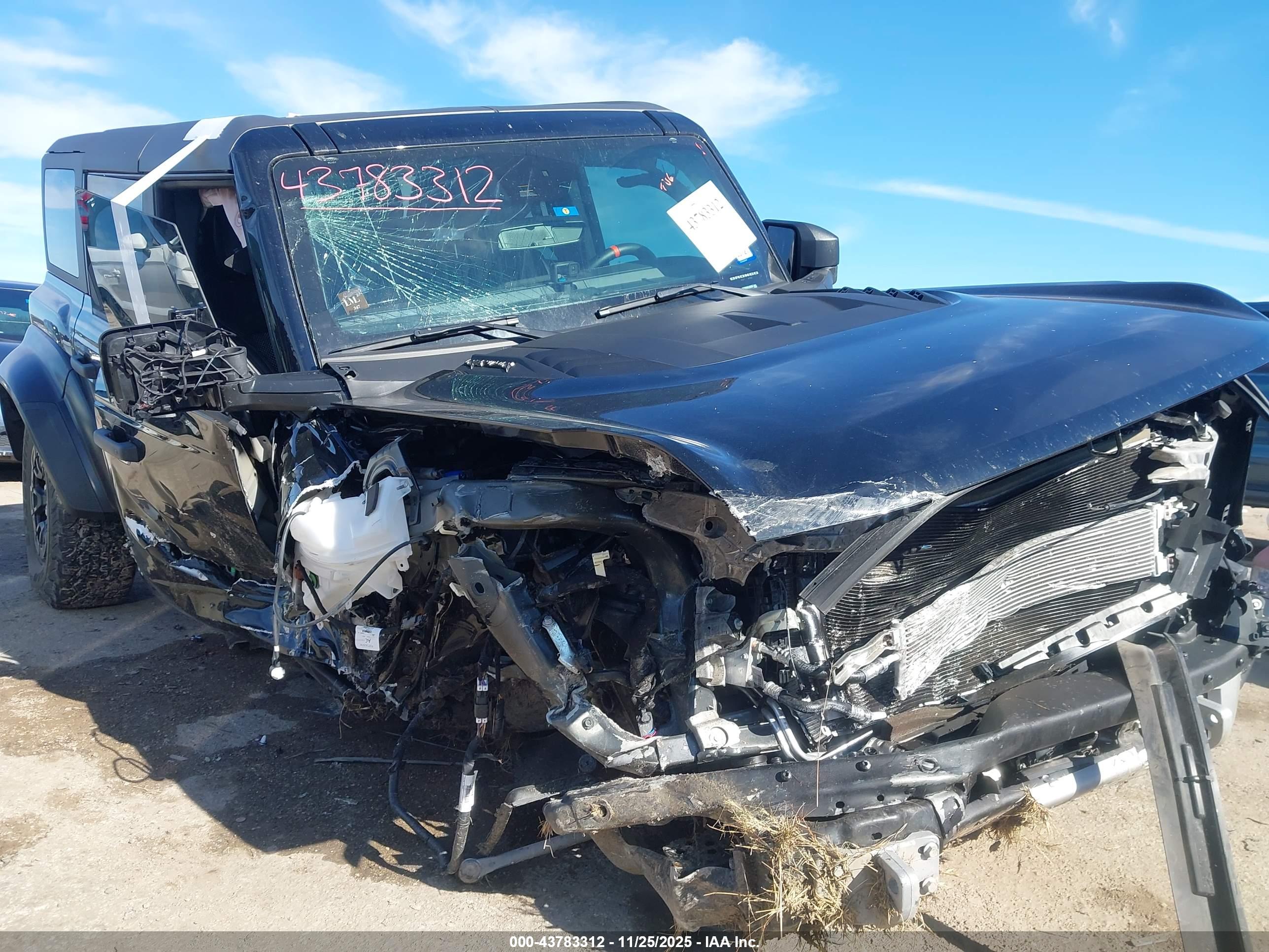 FORD BRONCO image 6