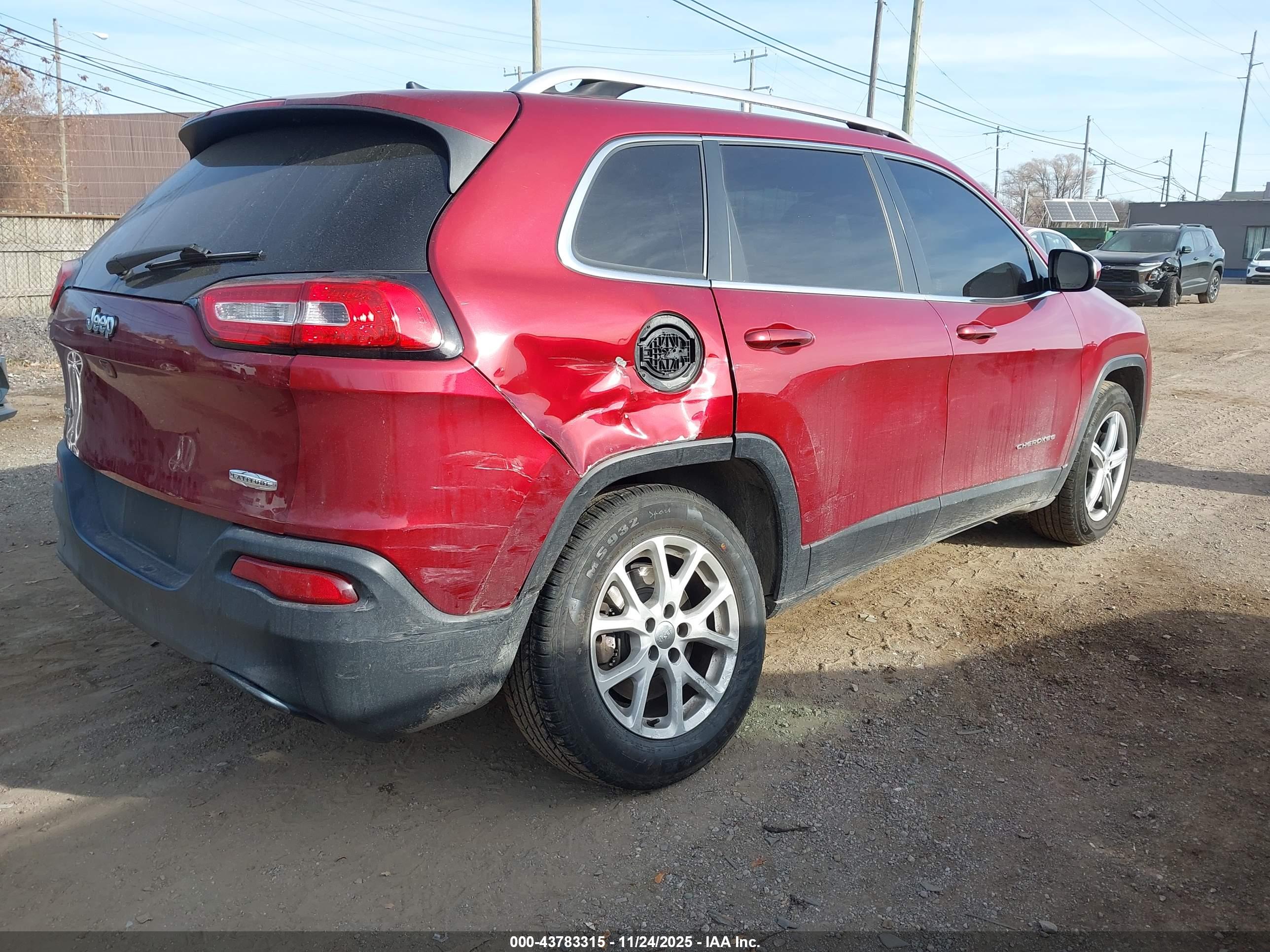 JEEP CHEROKEE image 4