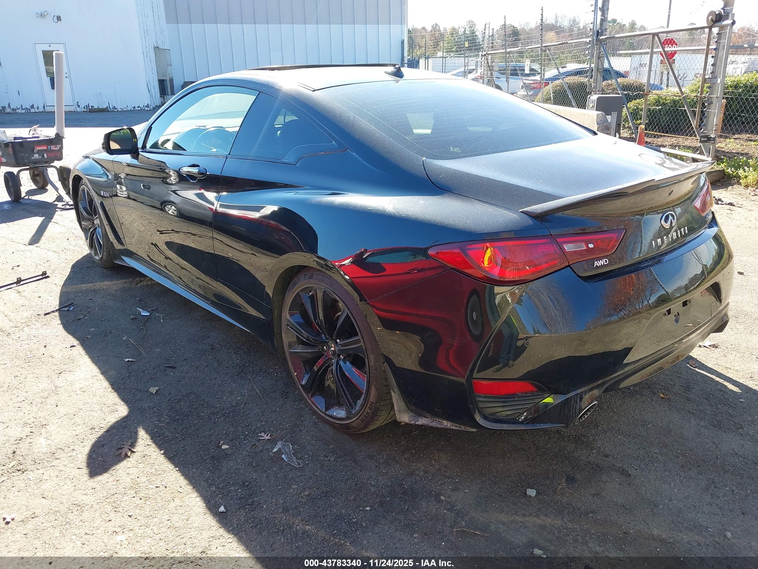 INFINITI Q60 image 3